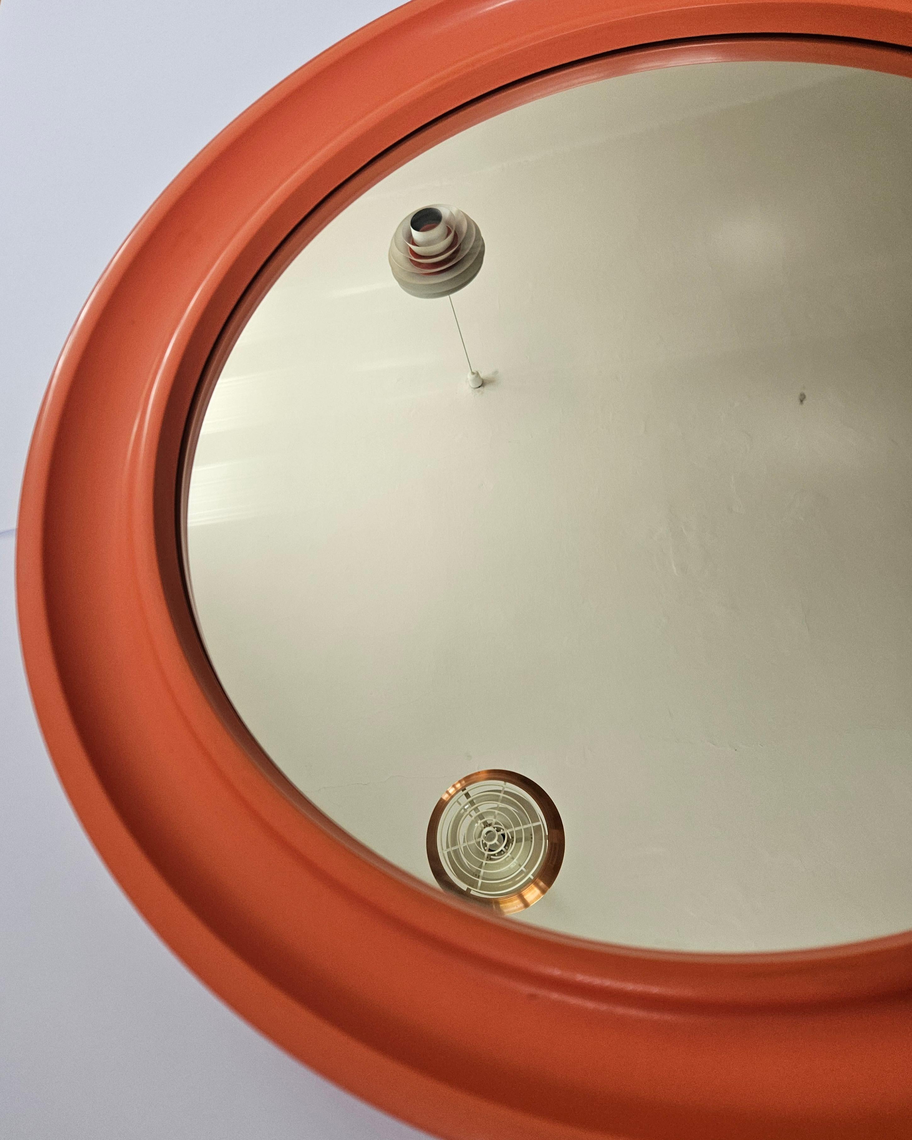 Midcentury Plastic Wall Mirror, Carrara & Matta, America Brevettato, Italy, 1970 For Sale 5
