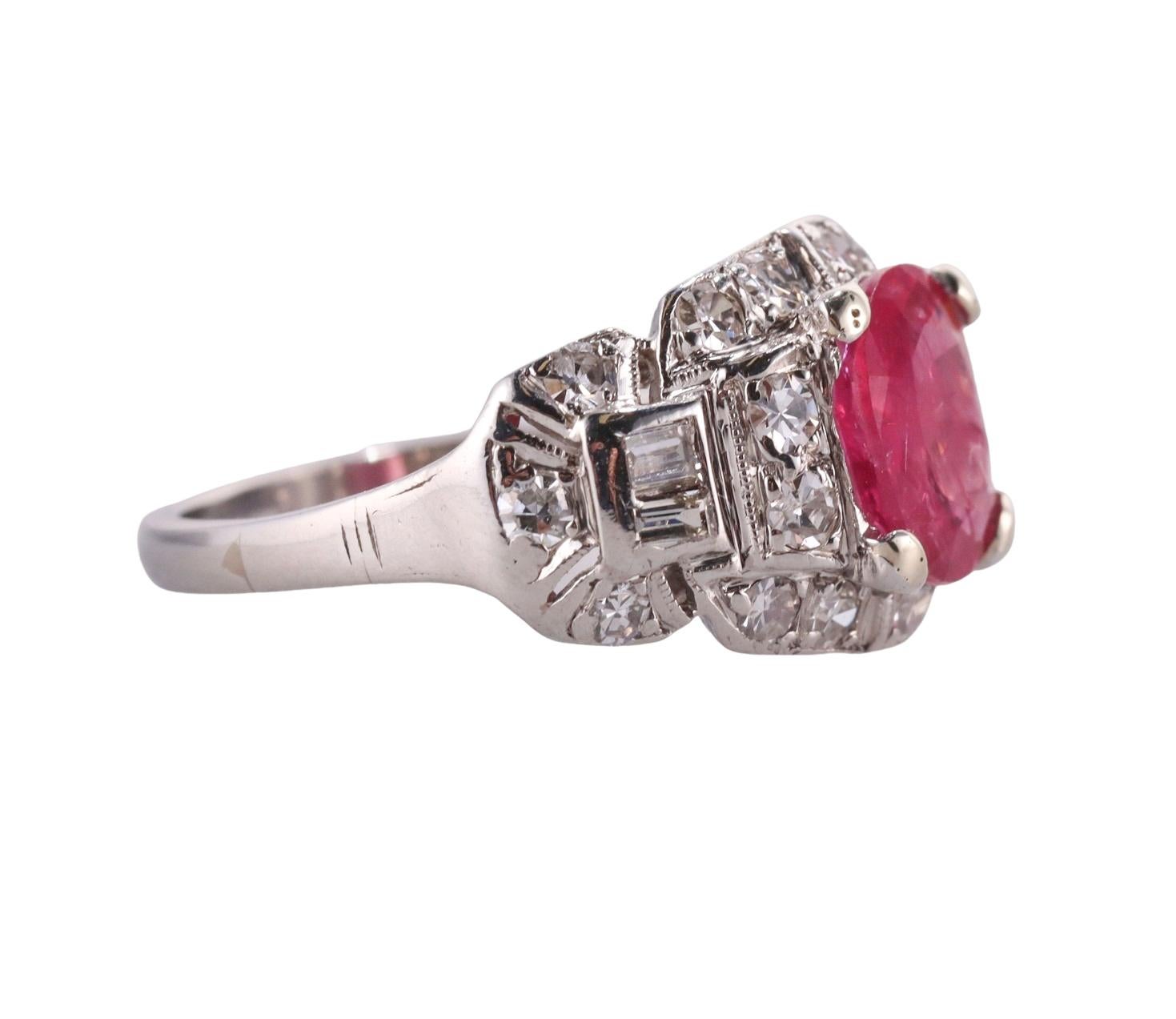 Platin-Rubin-Diamant-Ring aus der Jahrhundertmitte (Ovalschliff) im Angebot
