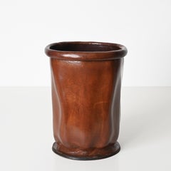 Midcentury Pleated Leather Italian Decorative Waste Basket, Nova Tecno 1950s