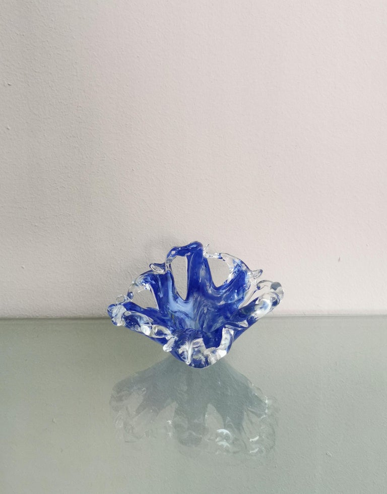 Midcentury Pocket Emptier Murano Glass Blue Transparent Italian Design 1970s For Sale 1