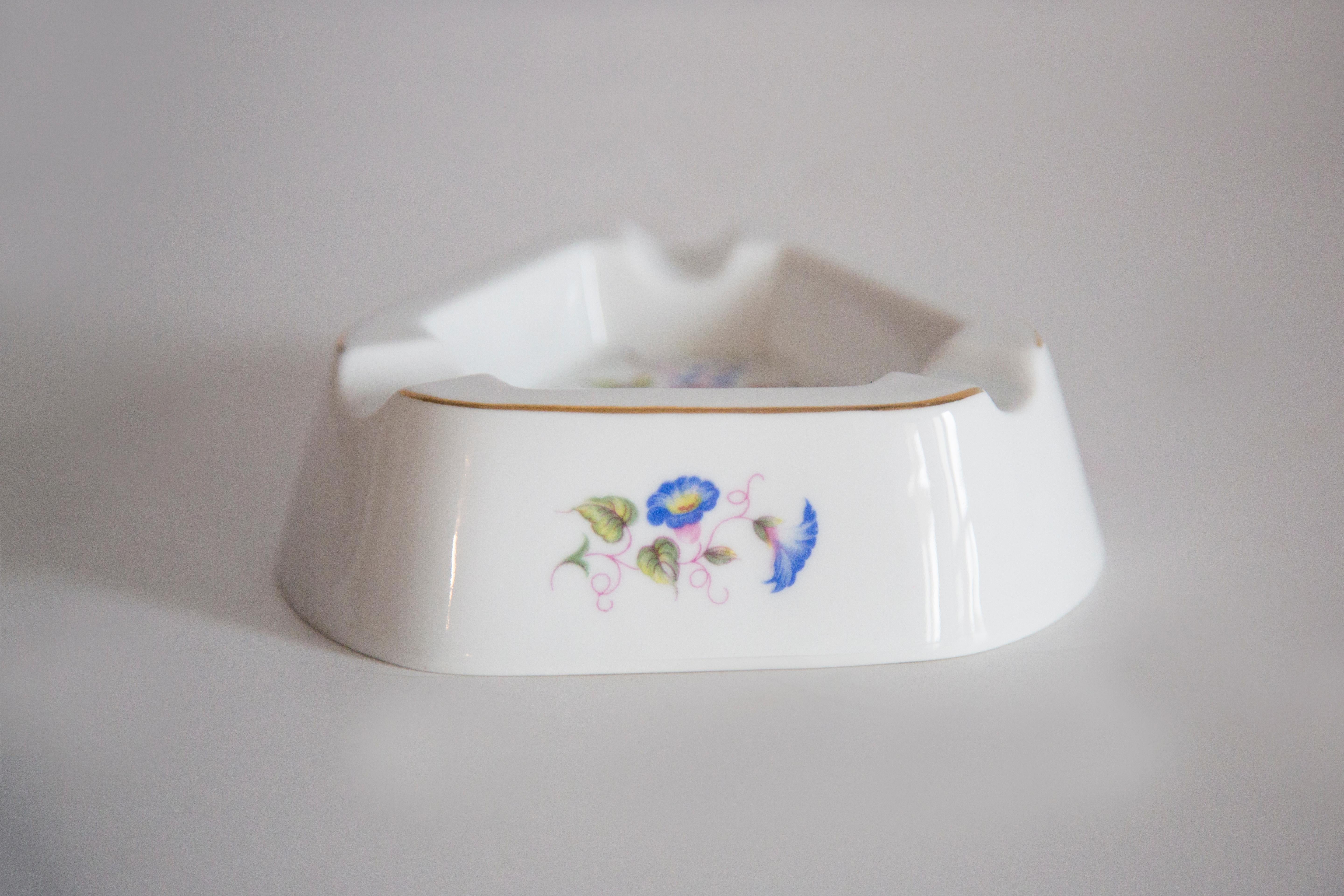 Hungarian Midcentury Porcelain Flowers Roses Ashtray, Europe, 1970s For Sale