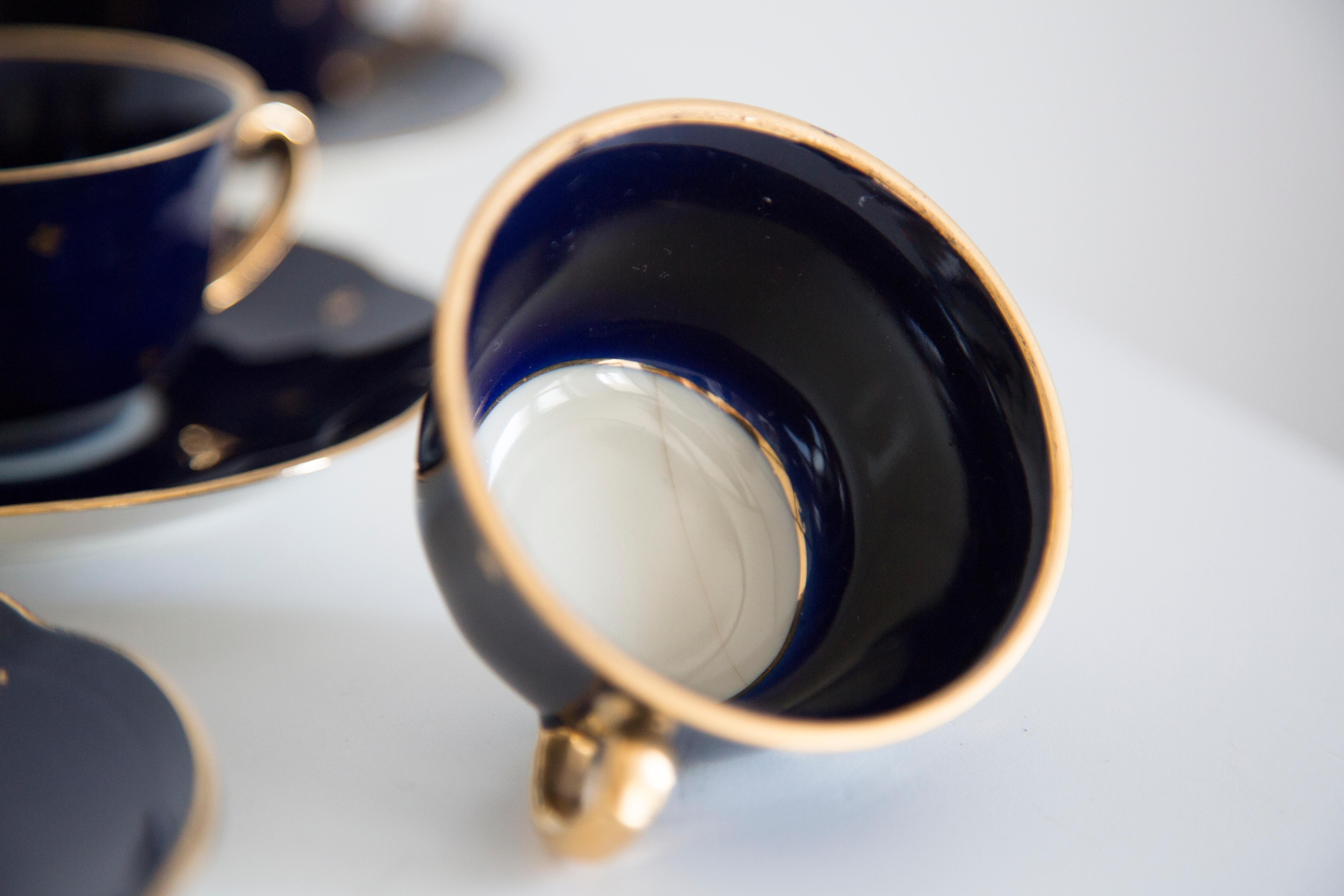 Midcentury Porcelain Navy Blue Tea Coffee Service Jug and Cups, Poland, 1960 For Sale 8