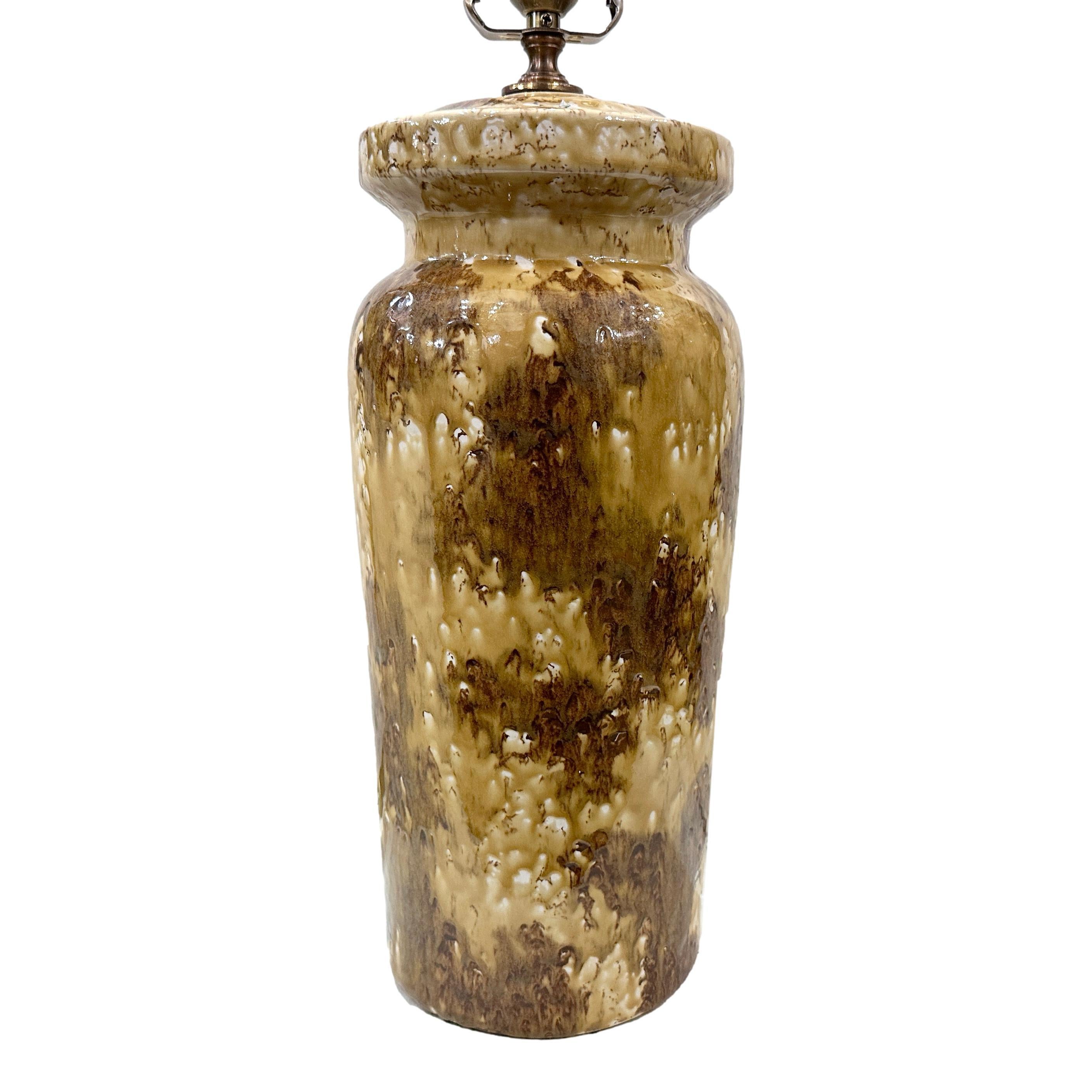 Porzellan-Tischlampe aus der Mitte des Jahrhunderts (Italienisch) im Angebot