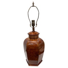 Lampada da tavolo in porcellana del Medioevo
