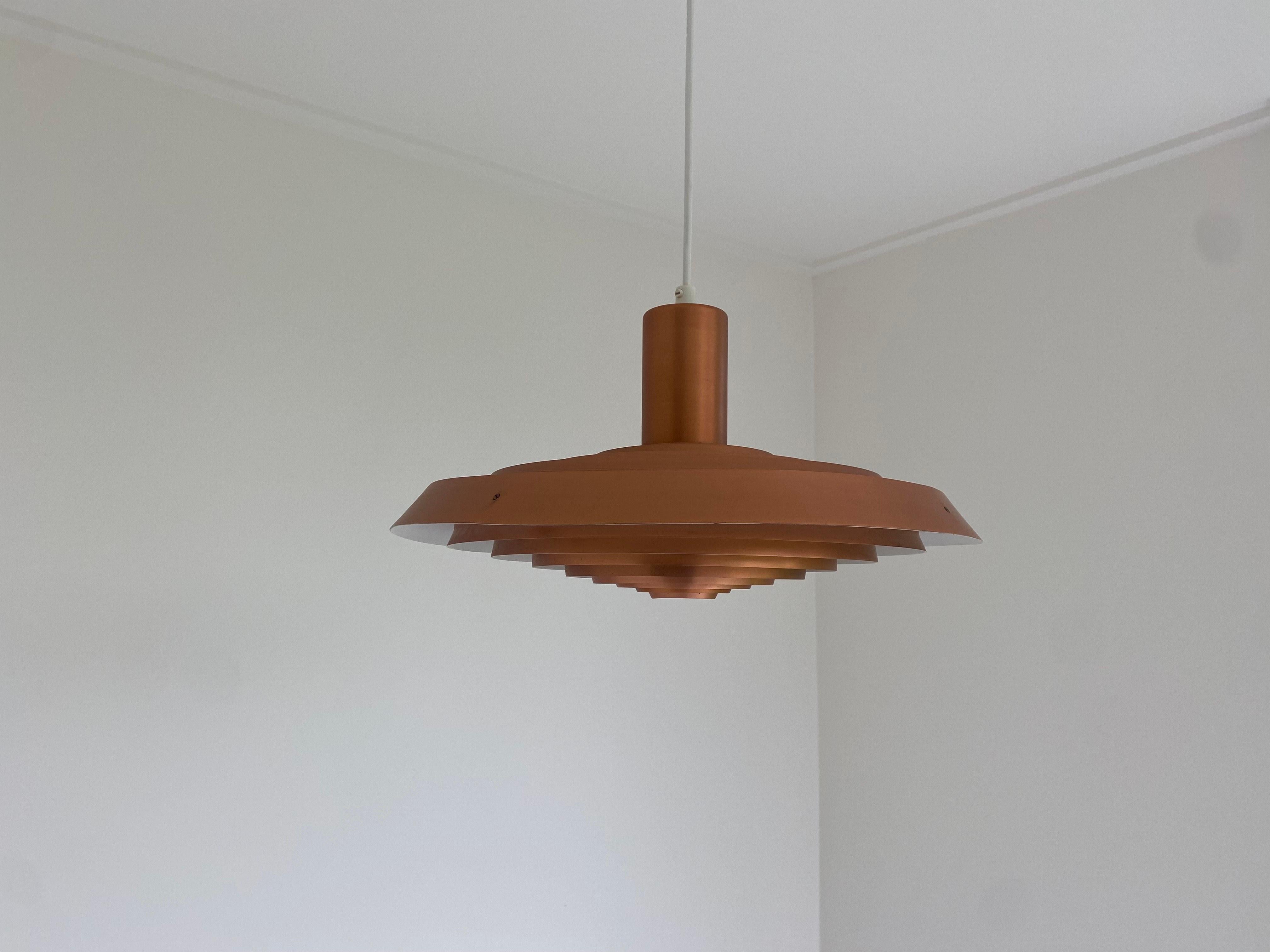 Milieu du XXe siècle Pendentif en cuivre Langelinie Louis Poulsen Danemark 1950s en vente