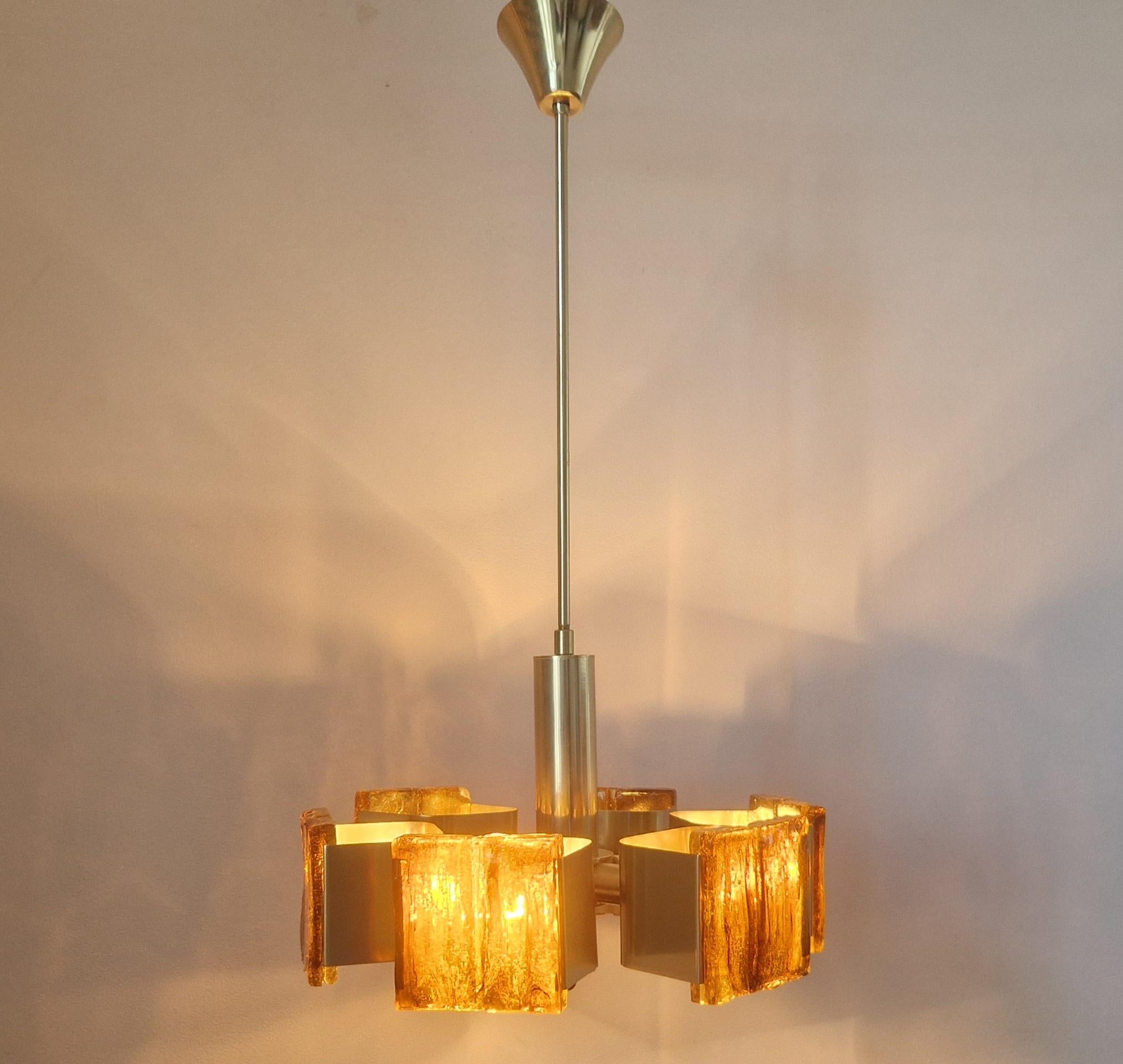 - very nice style of lighting
- rare type
- marked by label
- six-flames
- representative and elegant