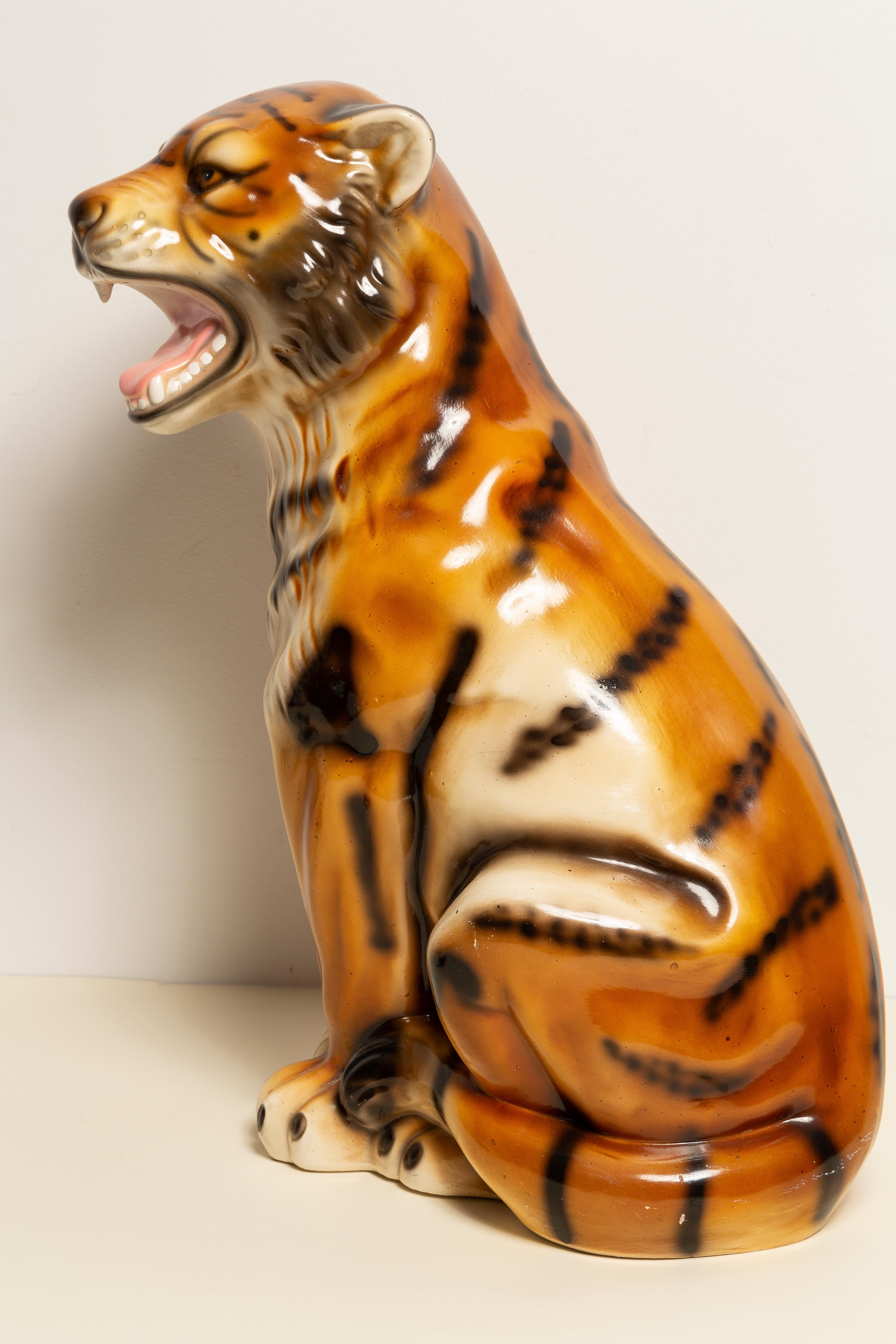 Seltene mittelgroße Tiger-Keramik-Skulptur aus der Jahrhundertmitte, Italien, 1960er Jahre im Angebot 1