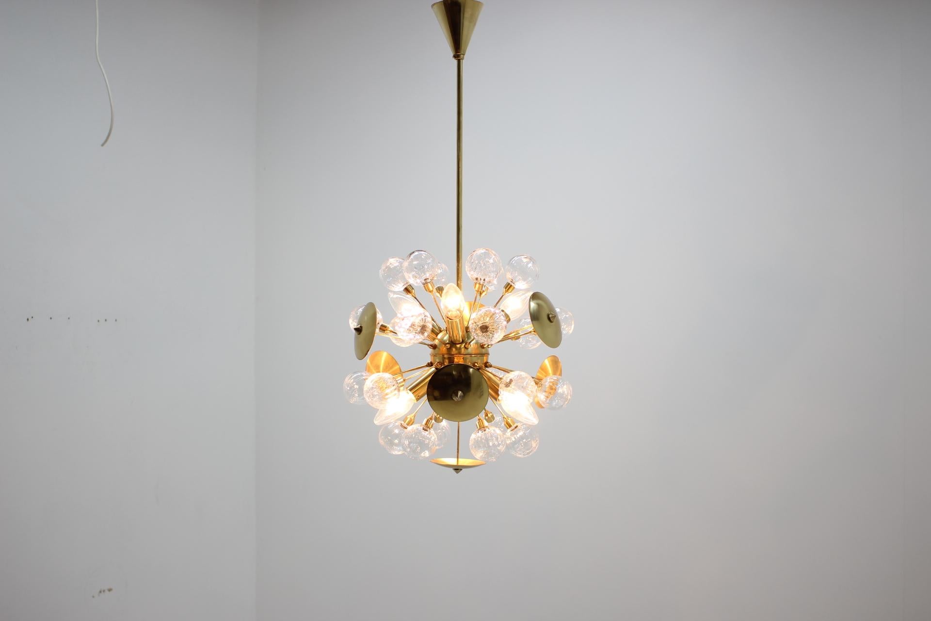 Czech Midcentury Rare Pendant Železnobrodské Sklo, Sputnik, 1960s For Sale