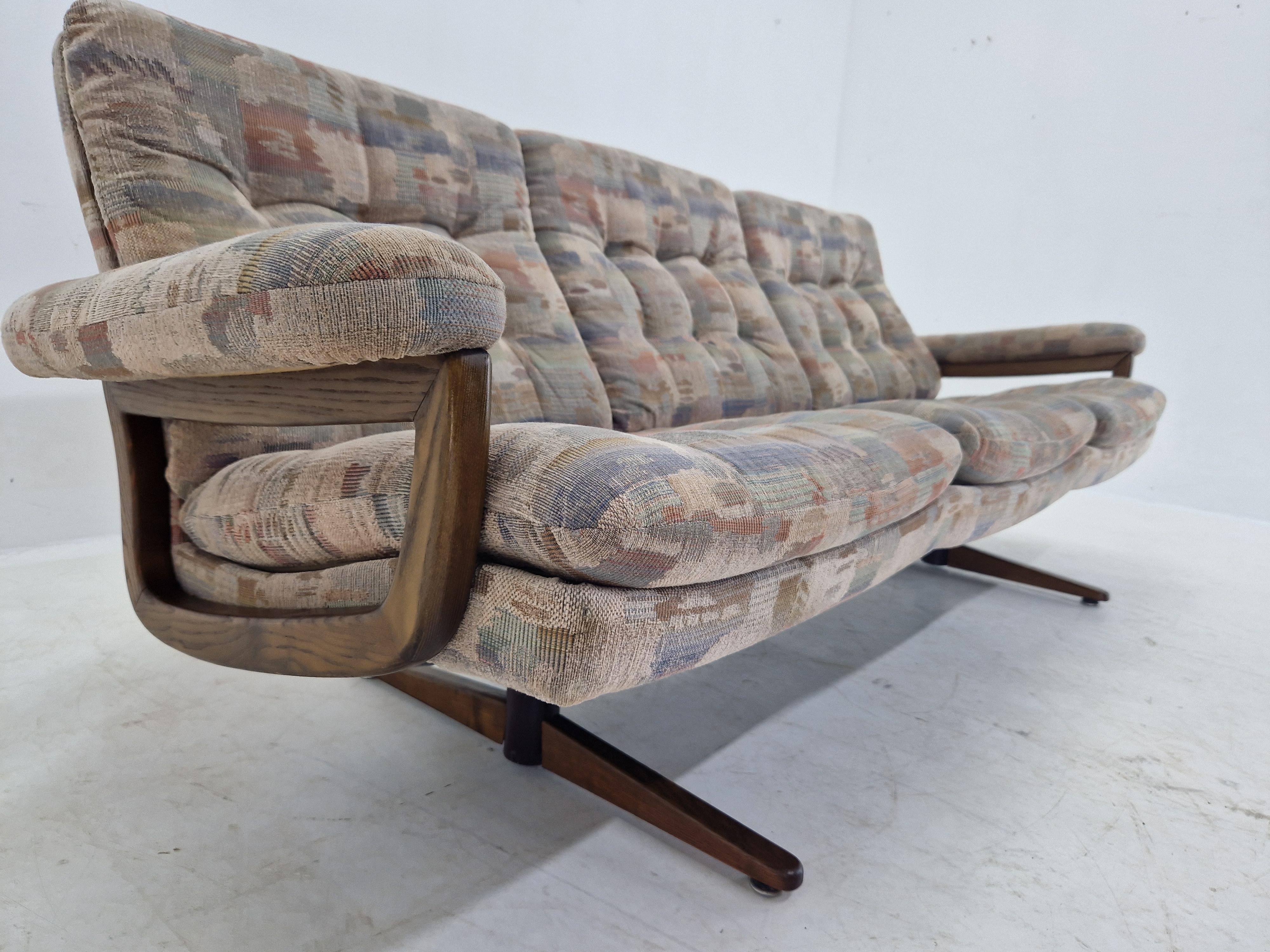 Seltenes skandinavisches Sofa aus der Jahrhundertmitte, Dänemark, 1970er Jahre im Angebot 3