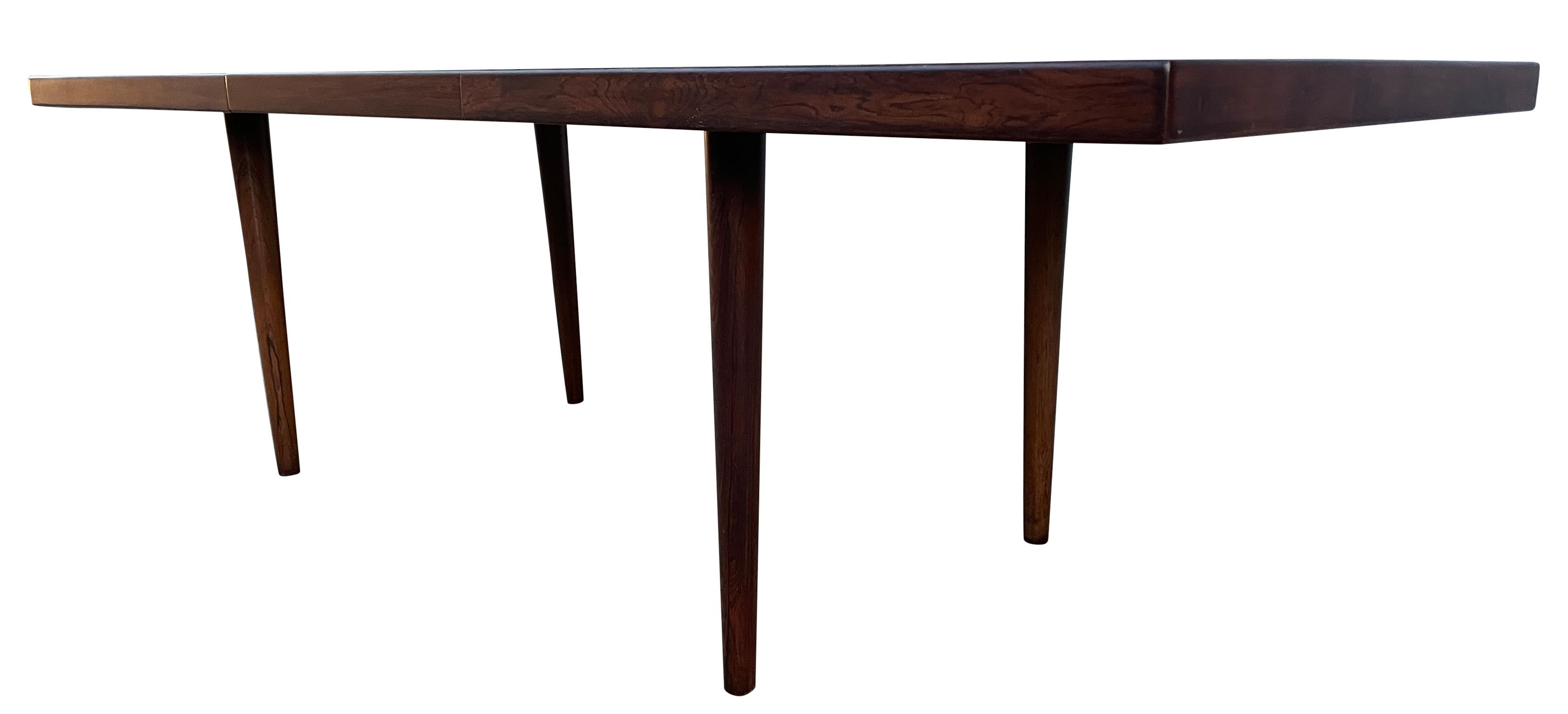 Midcentury Rare Solid minimalist Rosewood Expandable Dining Table with 1 Leaf For Sale 3