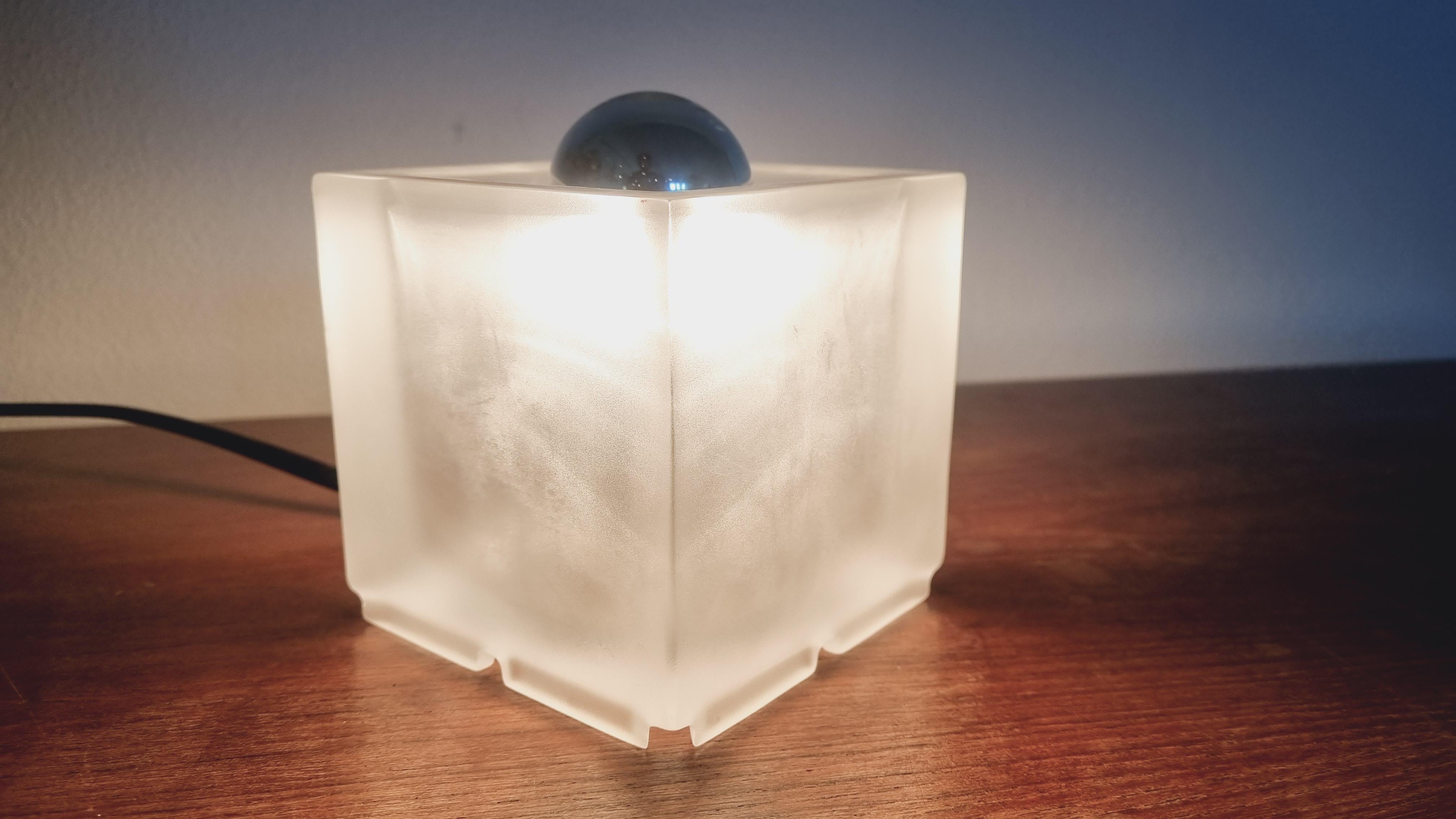 Midcentury Rare Table Lamp Ice Glass Cube Peill & Putzler, Germany, 1970s For Sale 3