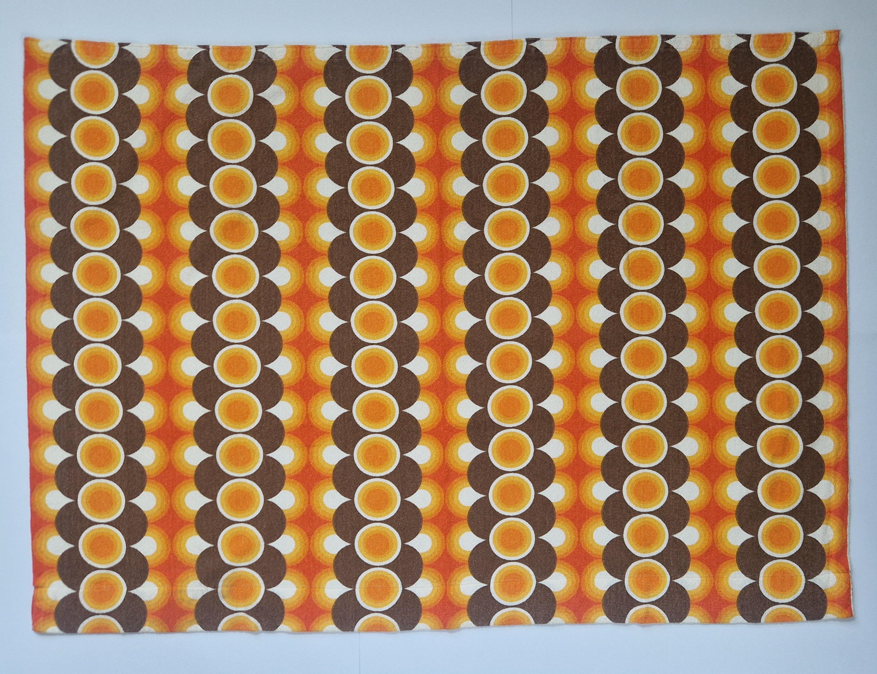 - type rare
- Design/One
- marqué