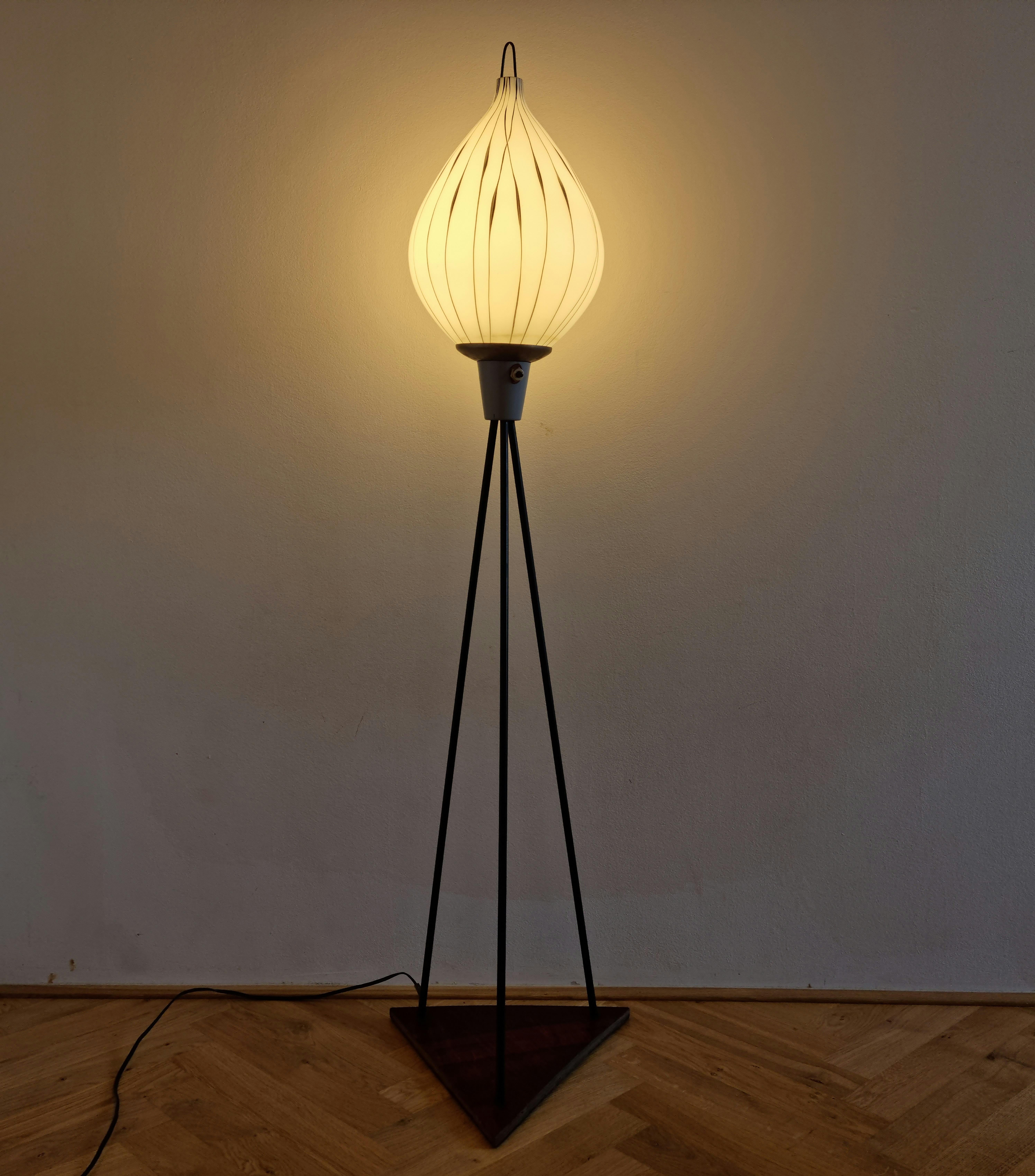 Metal Midcentury Rare Tripod Floor Lamp  For Sale