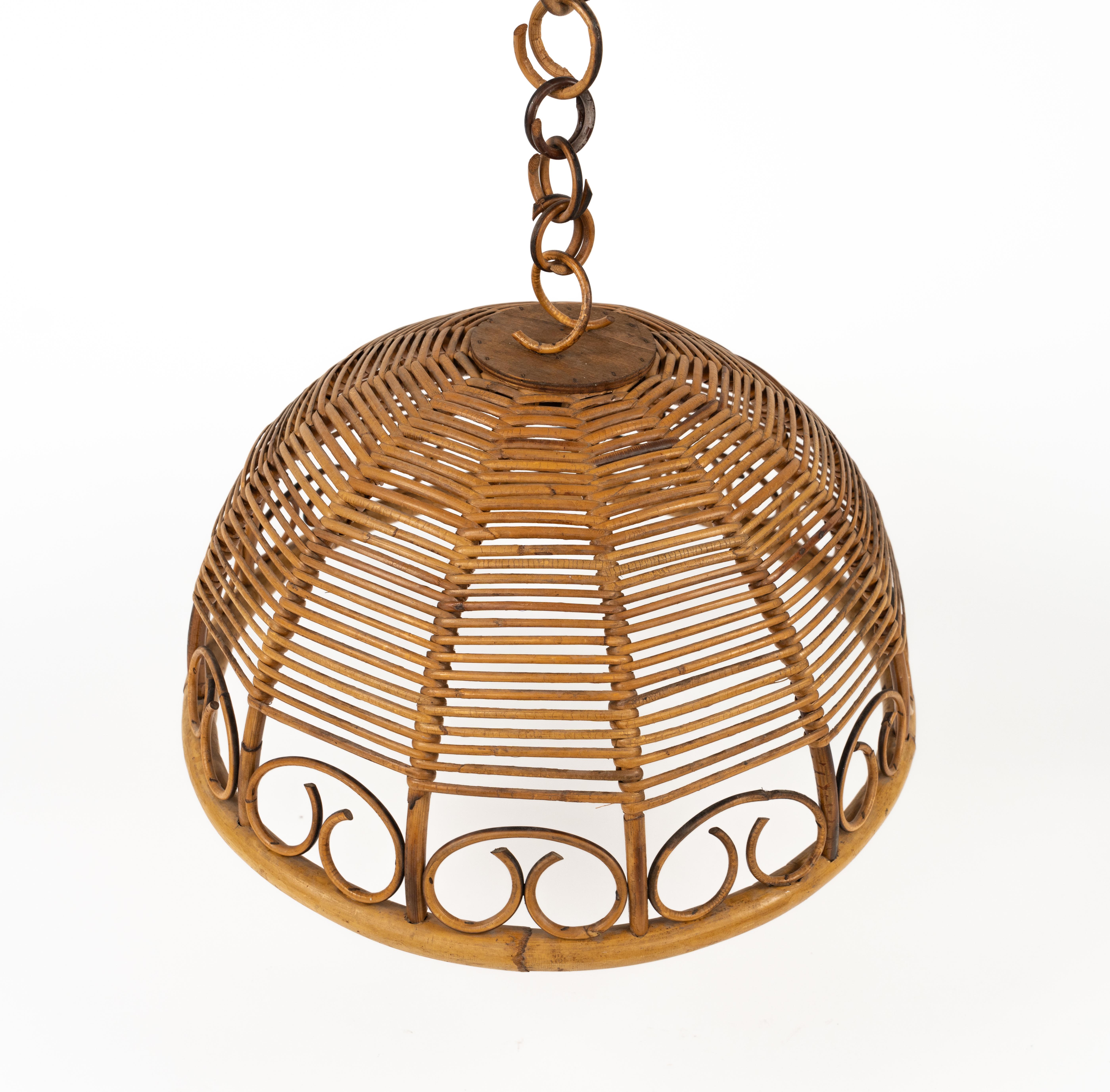Midcentury Rattan and Bamboo Chandelier Pendant, Italy 1960s For Sale 3