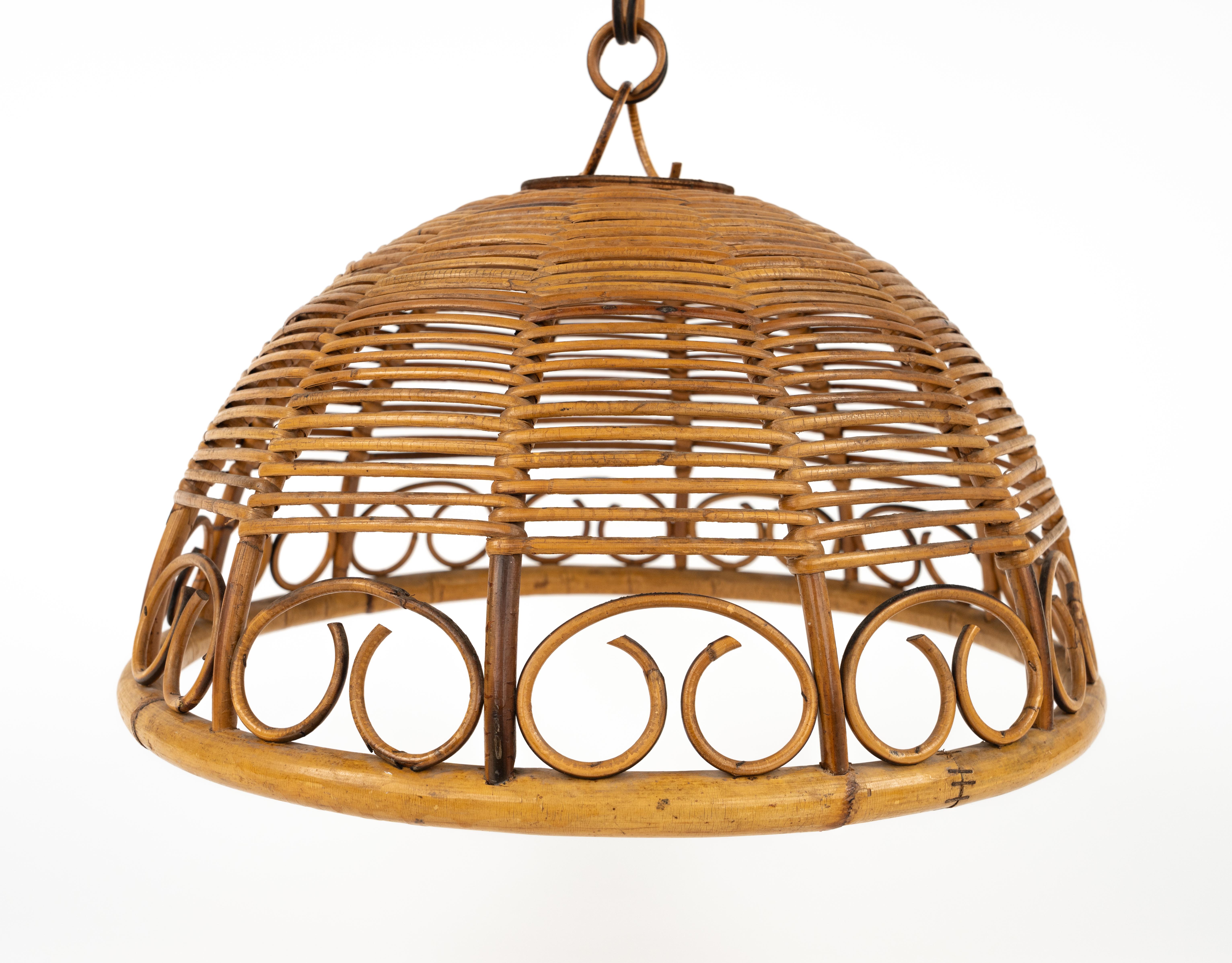 Midcentury Rattan and Bamboo Chandelier Pendant, Italy 1960s For Sale 4