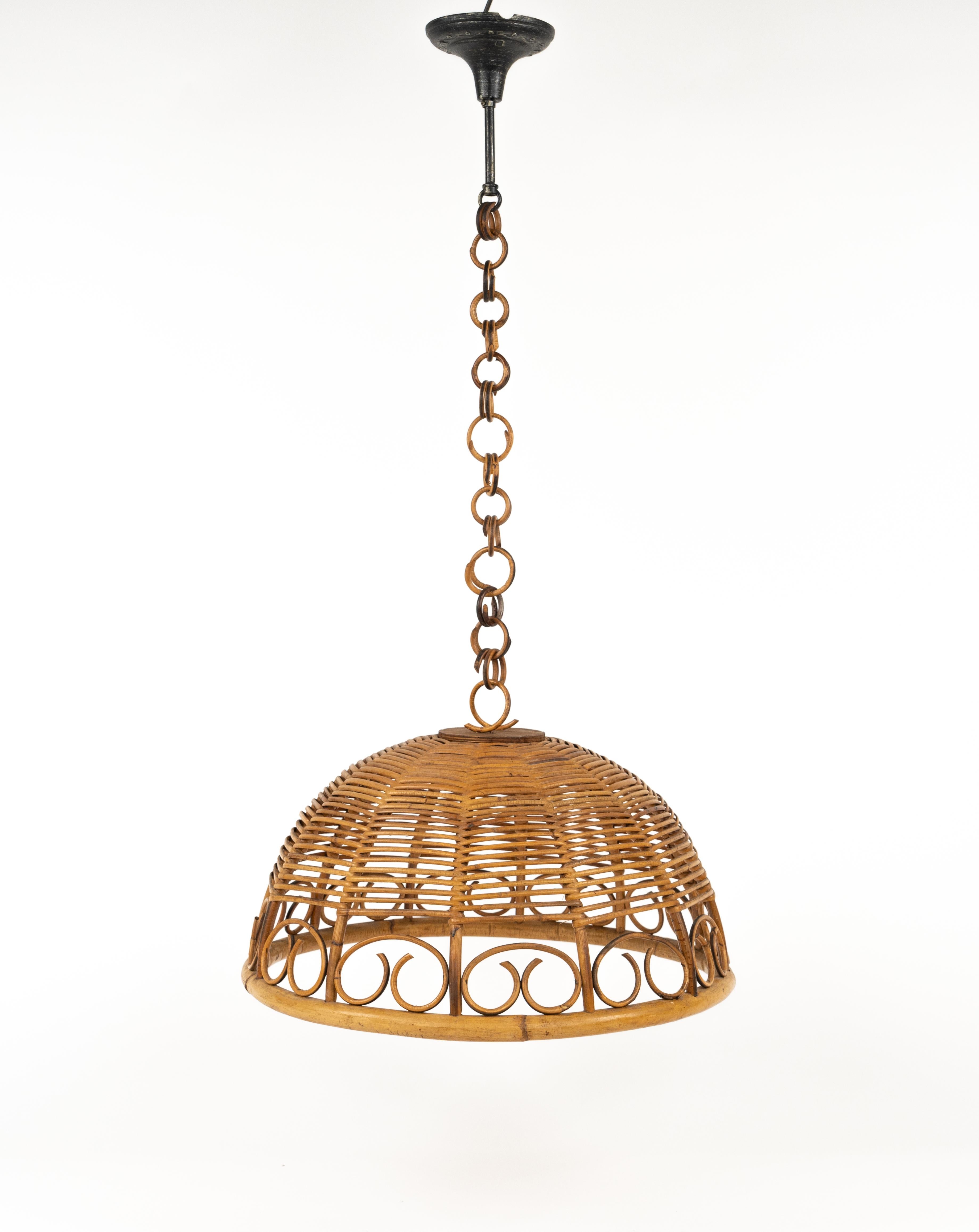 Italian Midcentury Rattan and Bamboo Chandelier Pendant, Italy 1960s For Sale