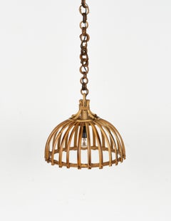 Lampadario a sospensione in rattan e bambù del Medioevo in stile Louis Sognot, Italia anni '70
