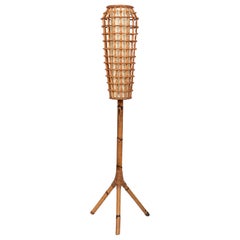 Lampada da terra di metà secolo in rattan e bambù, stile Franco Albini, Italia 1960