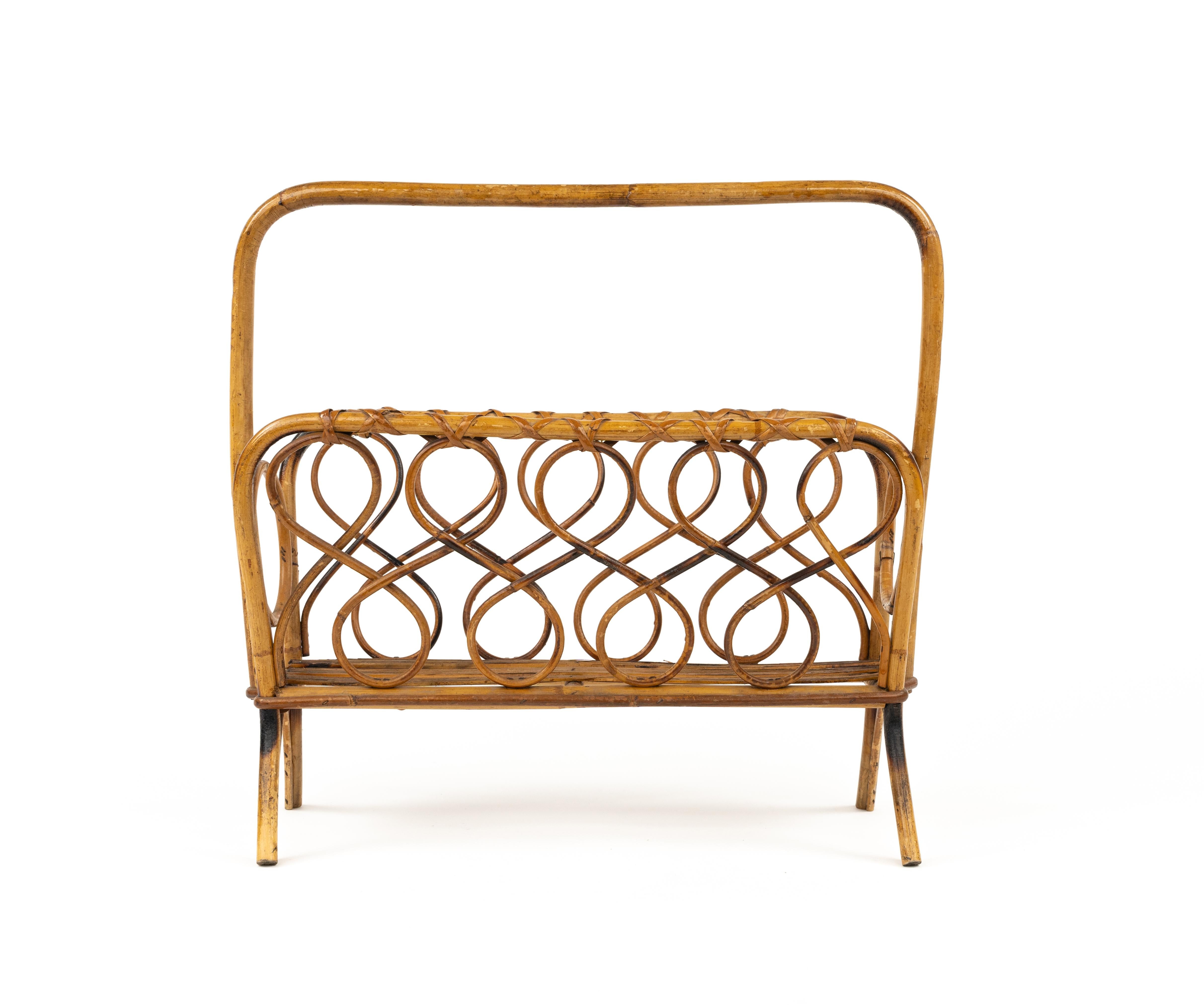 Mid-Century moderno Portariviste di metà secolo in rattan e bambù, Italia 1960 in vendita
