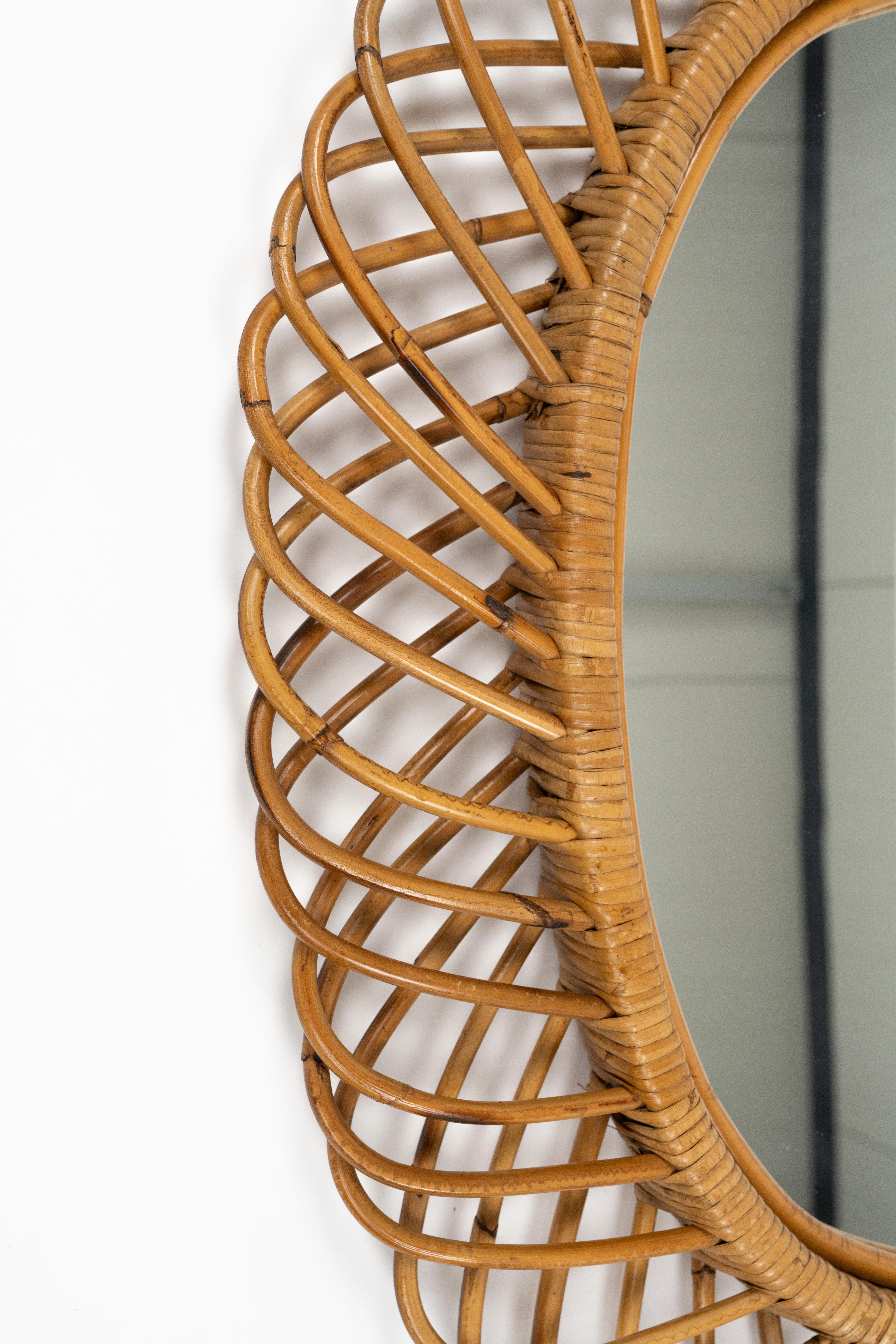 Specchio da parete ovale in rattan e bambù del Medioevo di Franco Albini, Italia 1960 in vendita 3