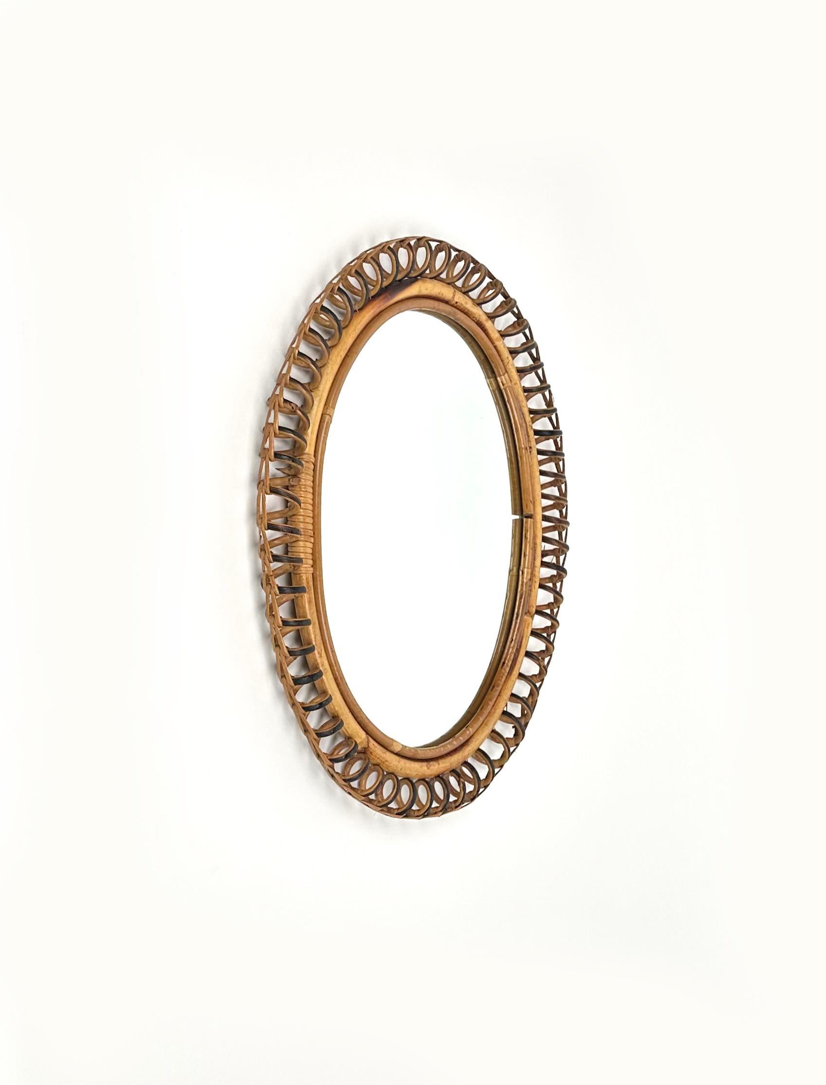 Midcentury Rattan and Bamboo Oval Wall Mirror Franco Albini Style, Italy 1960s In Good Condition For Sale In Rome, IT