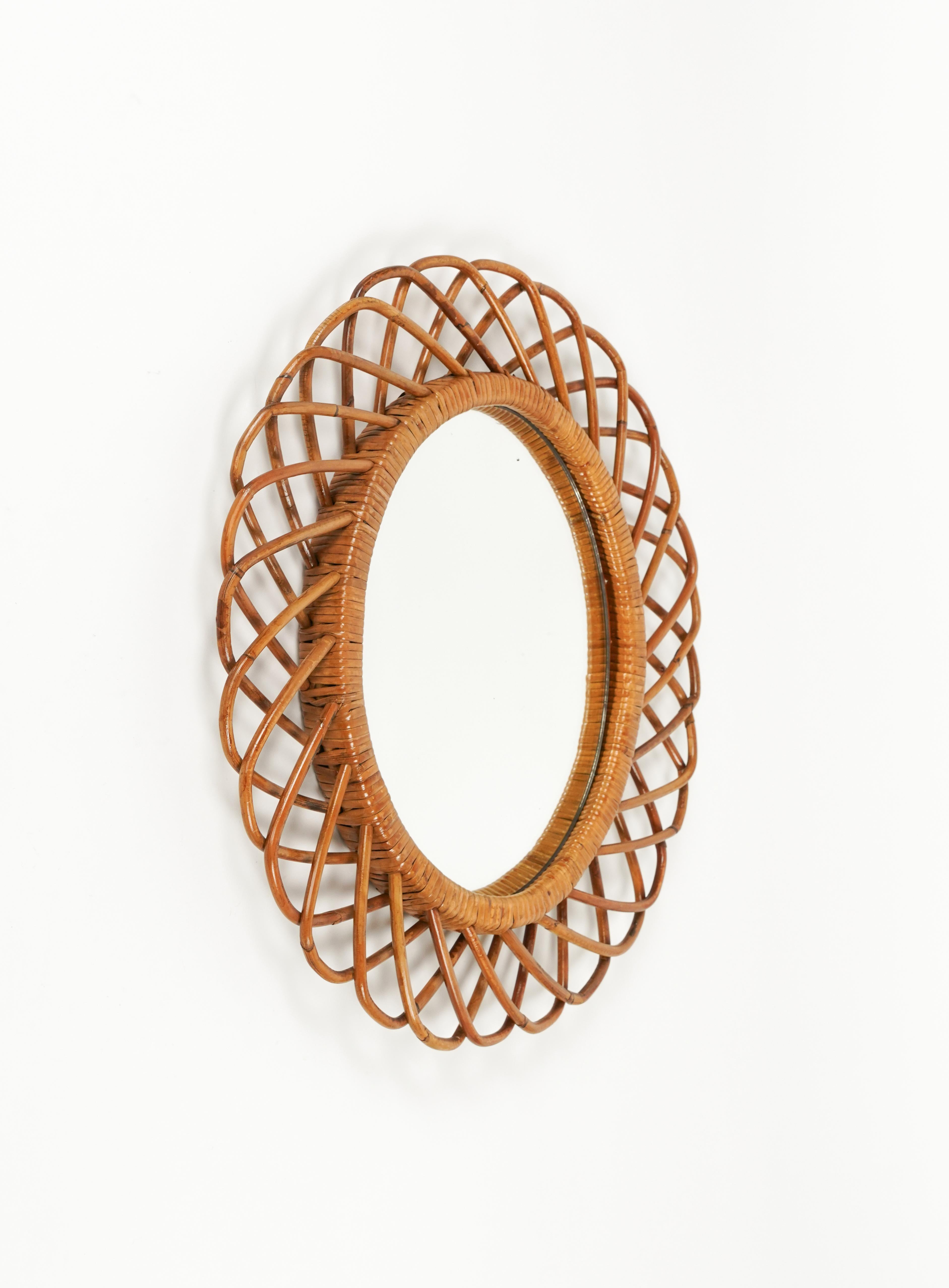 Mid-Century Modern Midcentury Rattan and Bamboo Oval Wall Mirror, Italy 1960s For Sale