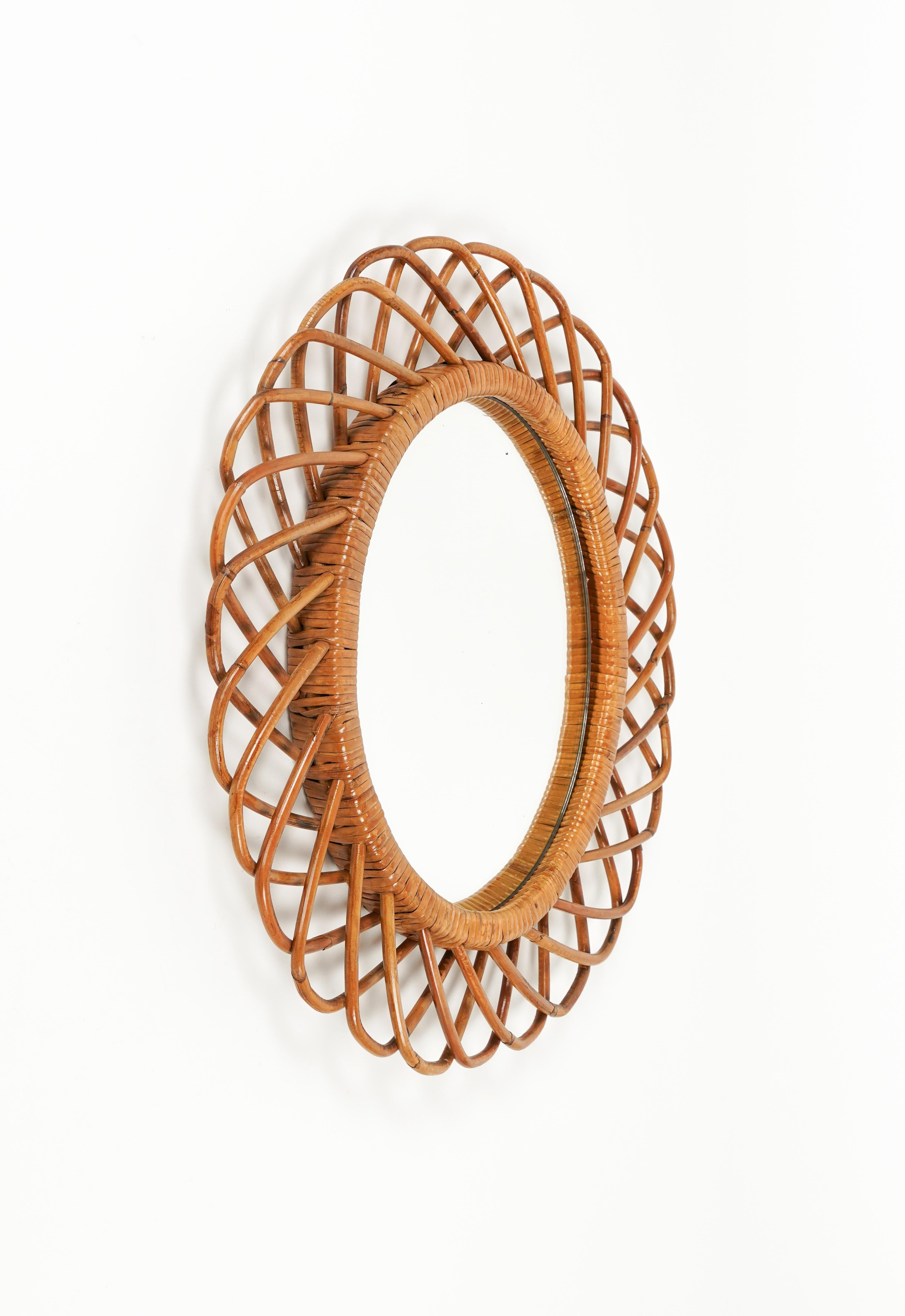 Italian Midcentury Rattan and Bamboo Oval Wall Mirror, Italy 1960s For Sale