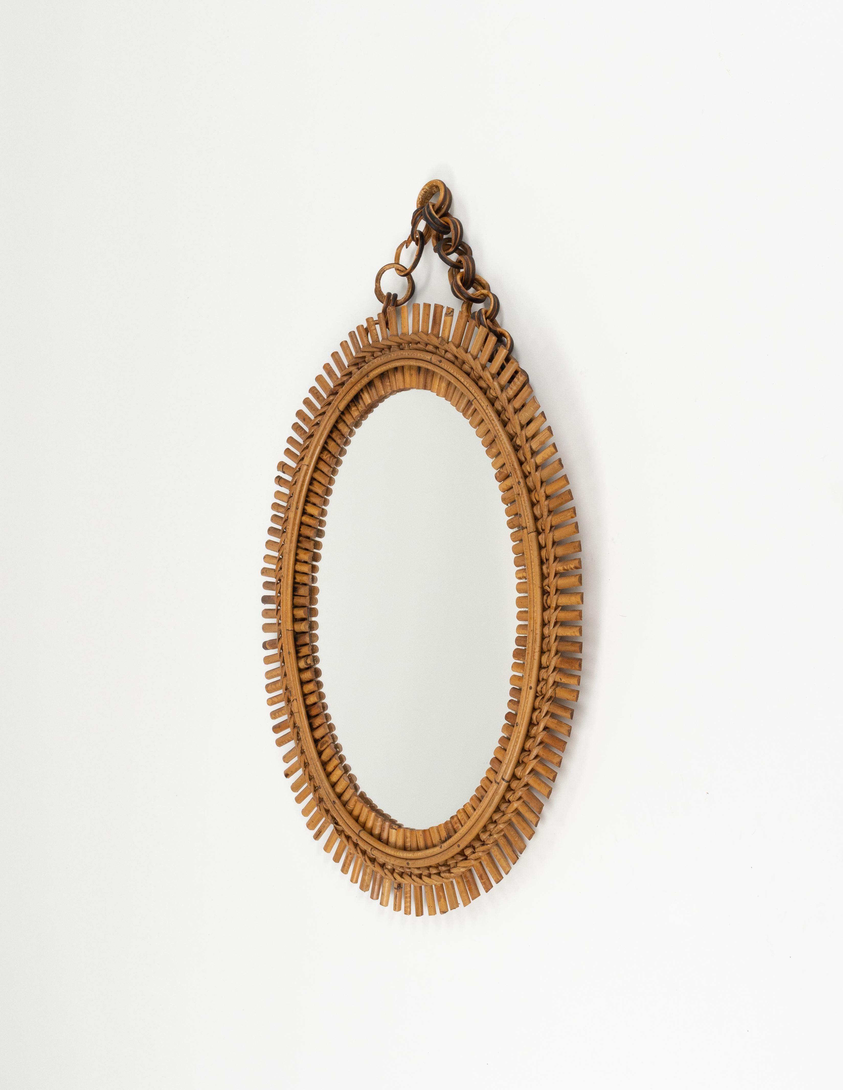 Midcentury Rattan and Bamboo Oval Wall Mirror with Chain, Italy 1960s For Sale 1