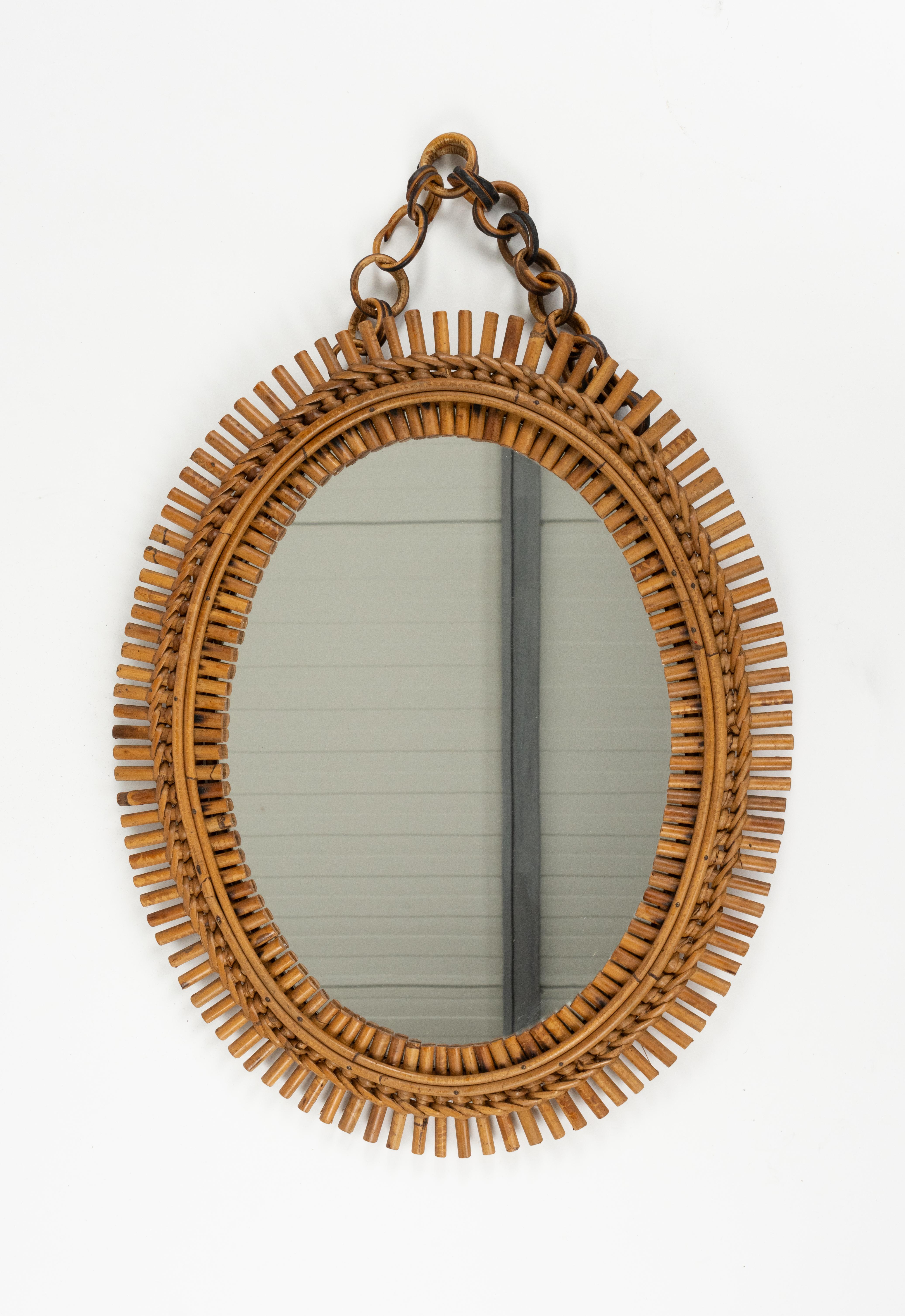 Midcentury Rattan and Bamboo Oval Wall Mirror with Chain, Italy 1960s For Sale 2