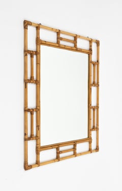 Espejo rectangular de ratán y bambú de mediados de siglo Estilo Vivai del Sud, Italia Años 70