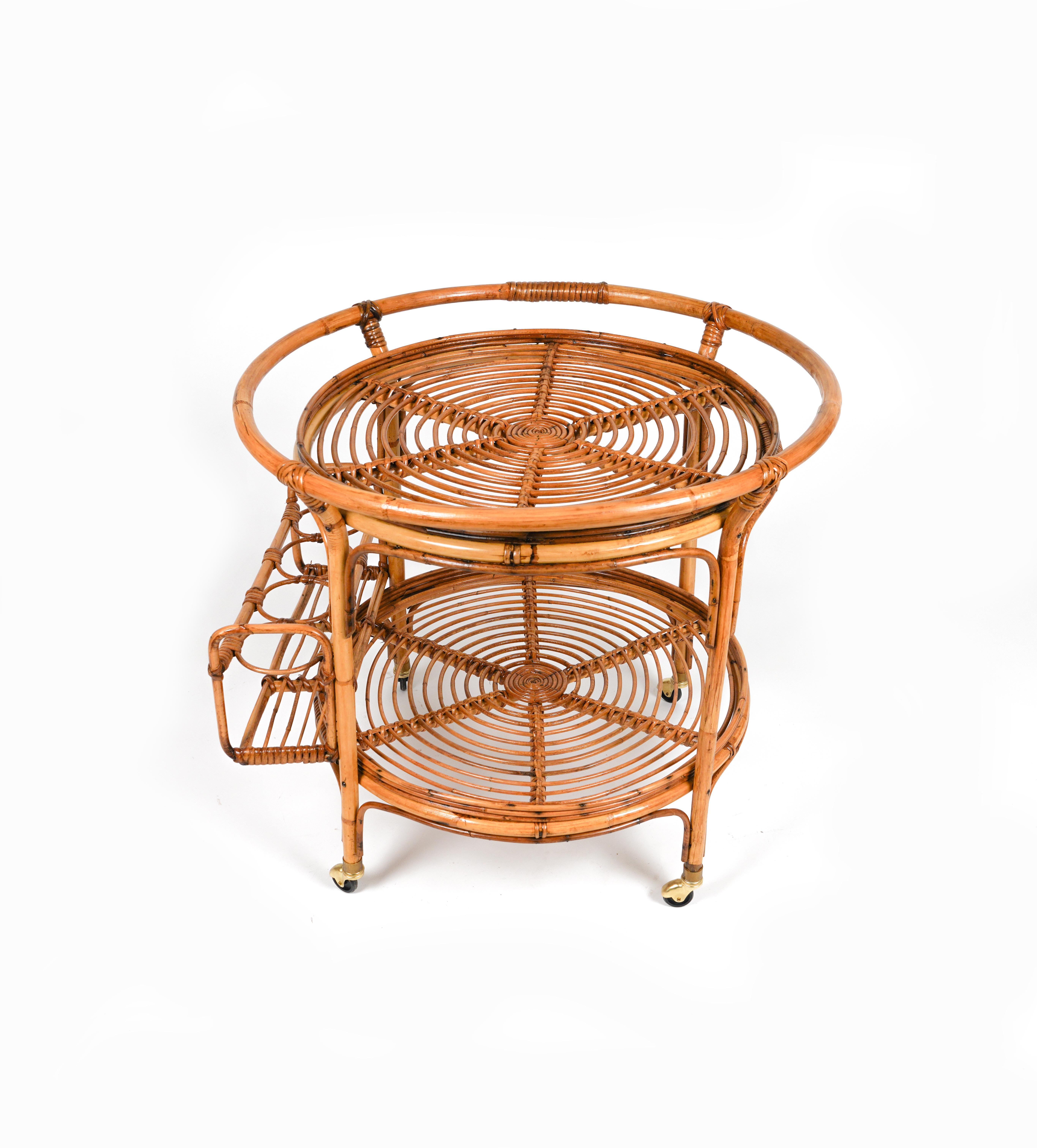 Midcentury Rattan and Bamboo Round Serving Bar Cart Trolley, Italy 1960s For Sale 7