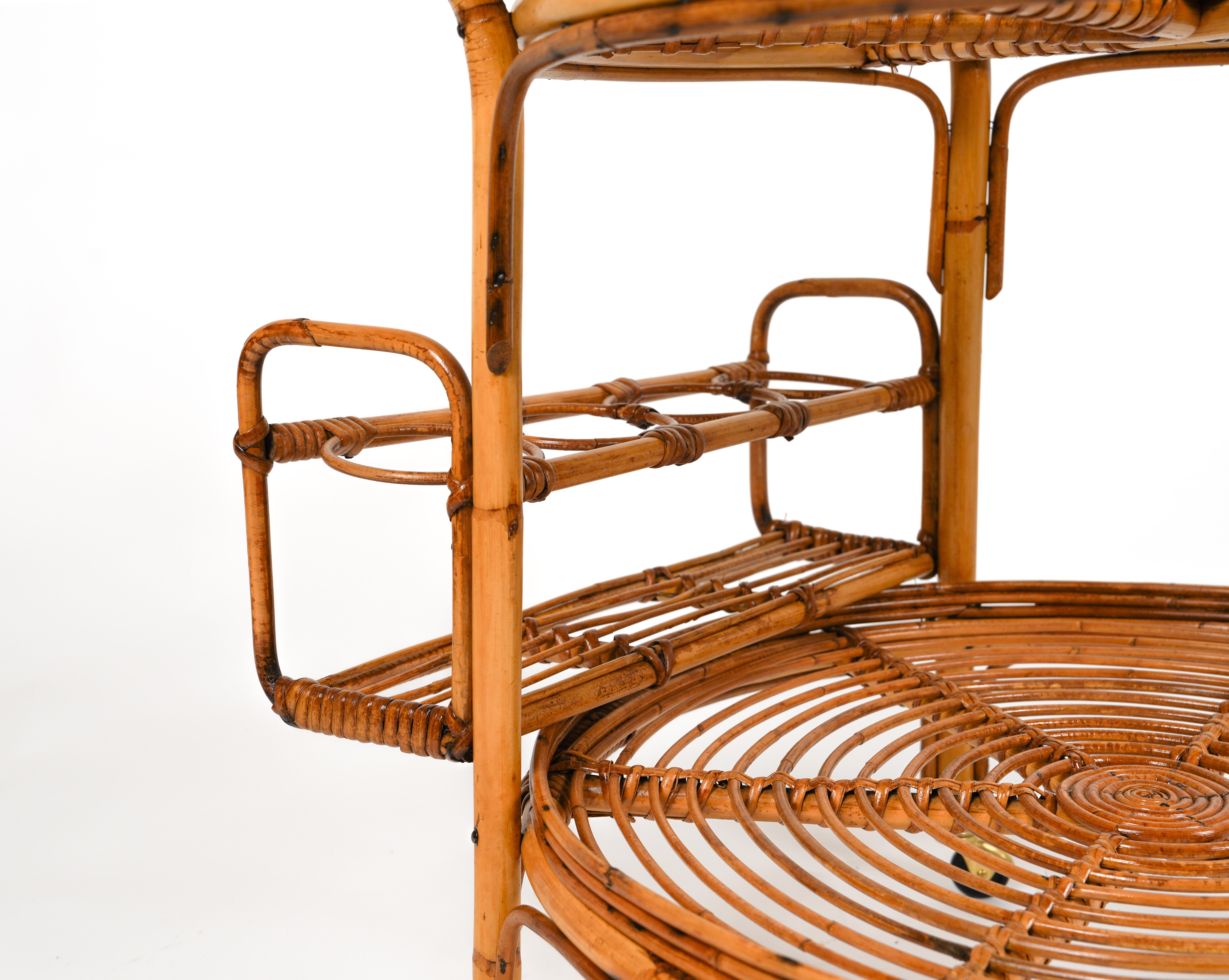 Midcentury Rattan and Bamboo Round Serving Bar Cart Trolley, Italy 1960s For Sale 13
