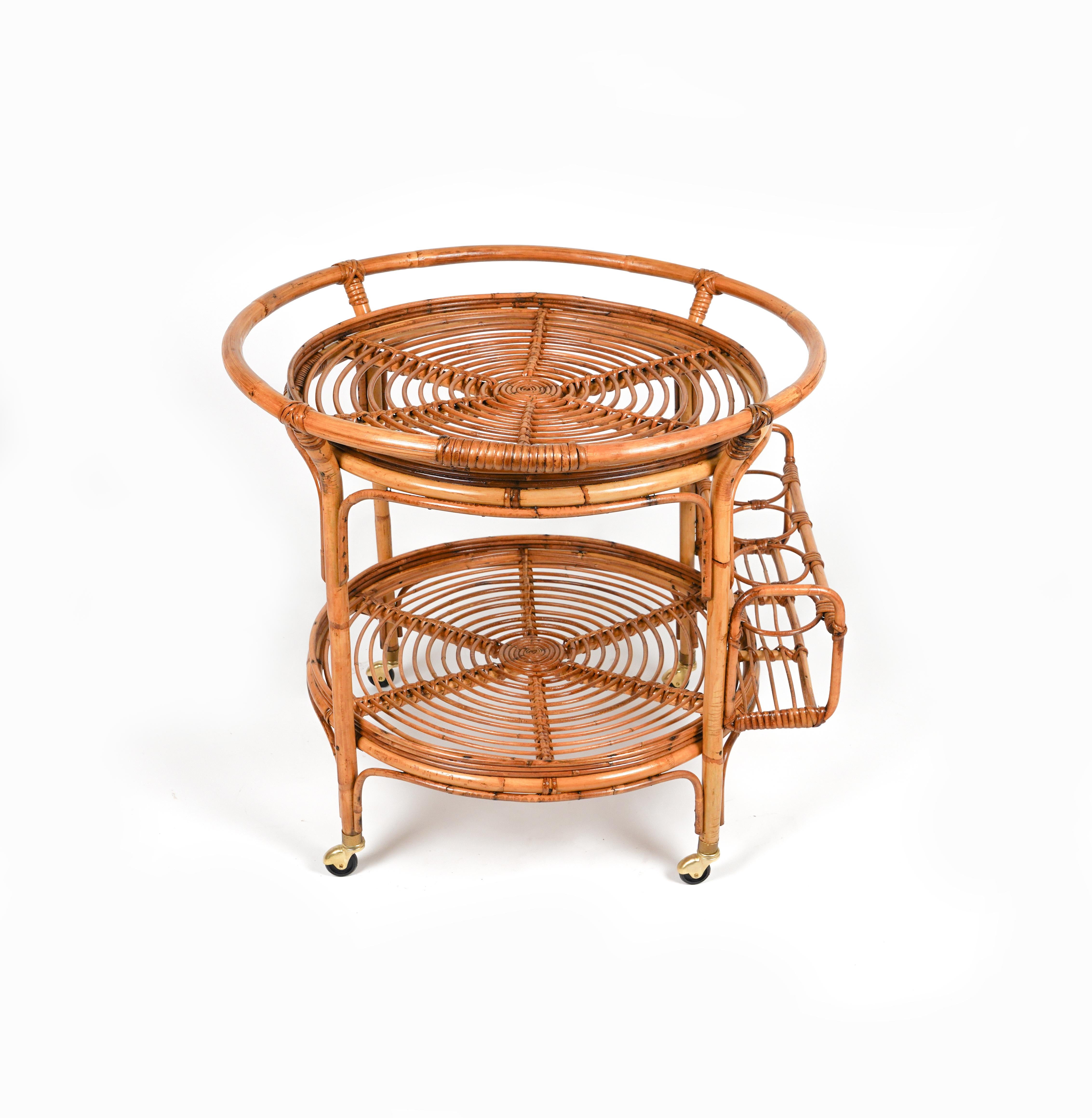 Mid-20th Century Midcentury Rattan and Bamboo Round Serving Bar Cart Trolley, Italy 1960s For Sale