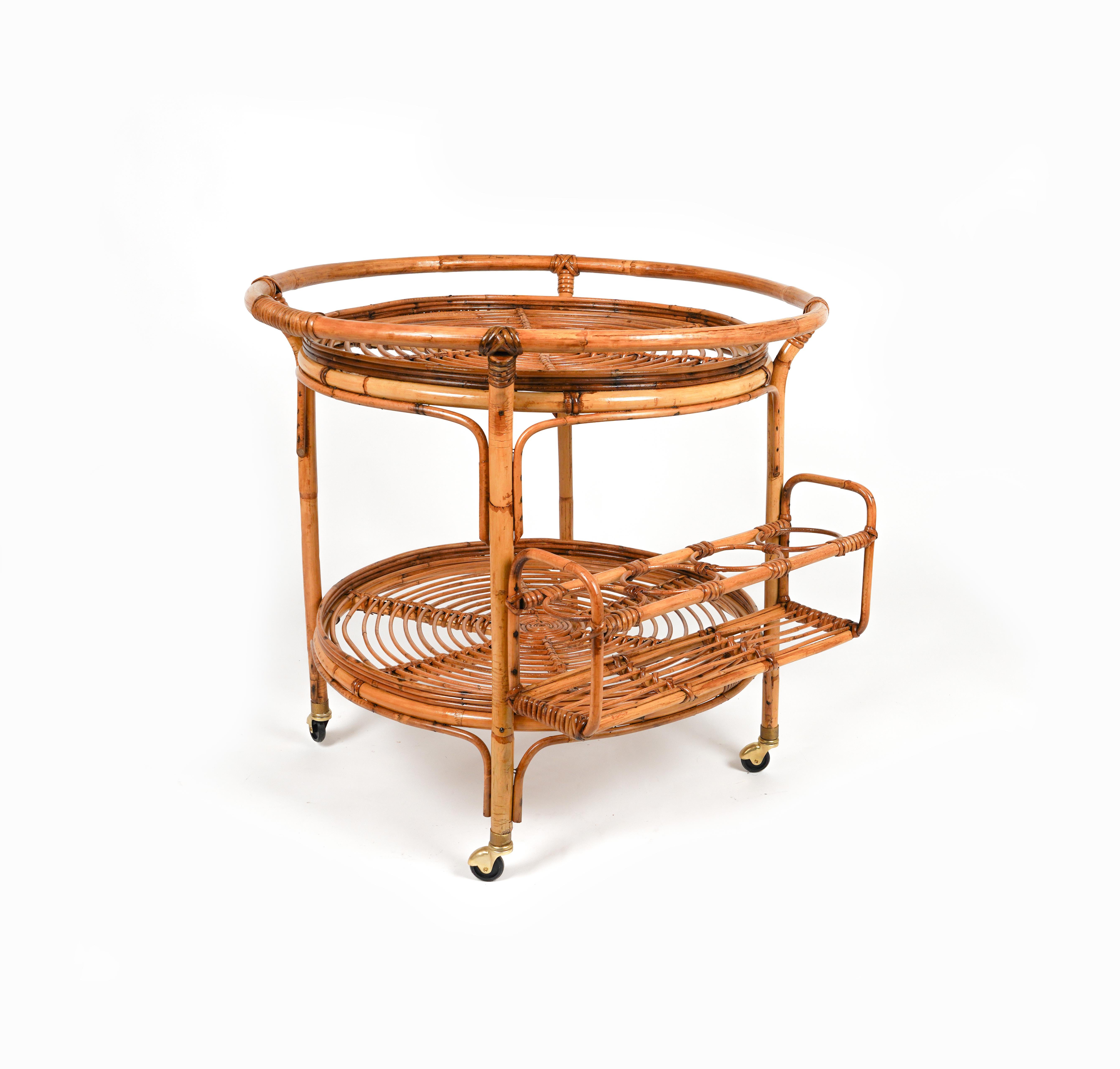 Midcentury Rattan and Bamboo Round Serving Bar Cart Trolley, Italy 1960s For Sale 4