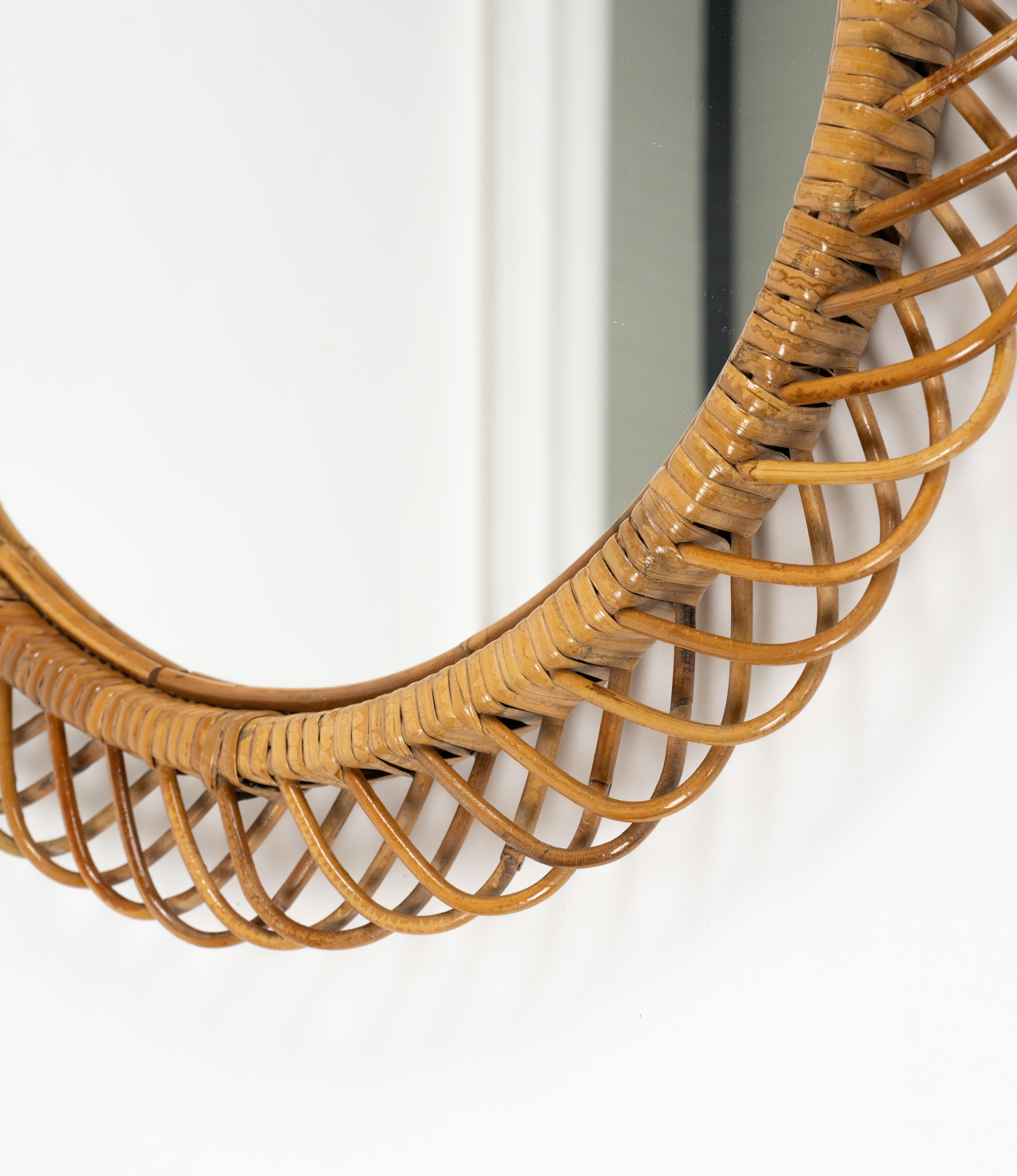 italien Miroir mural rond en rotin et bambou de style Franco Albini, Italie, années 1960 en vente