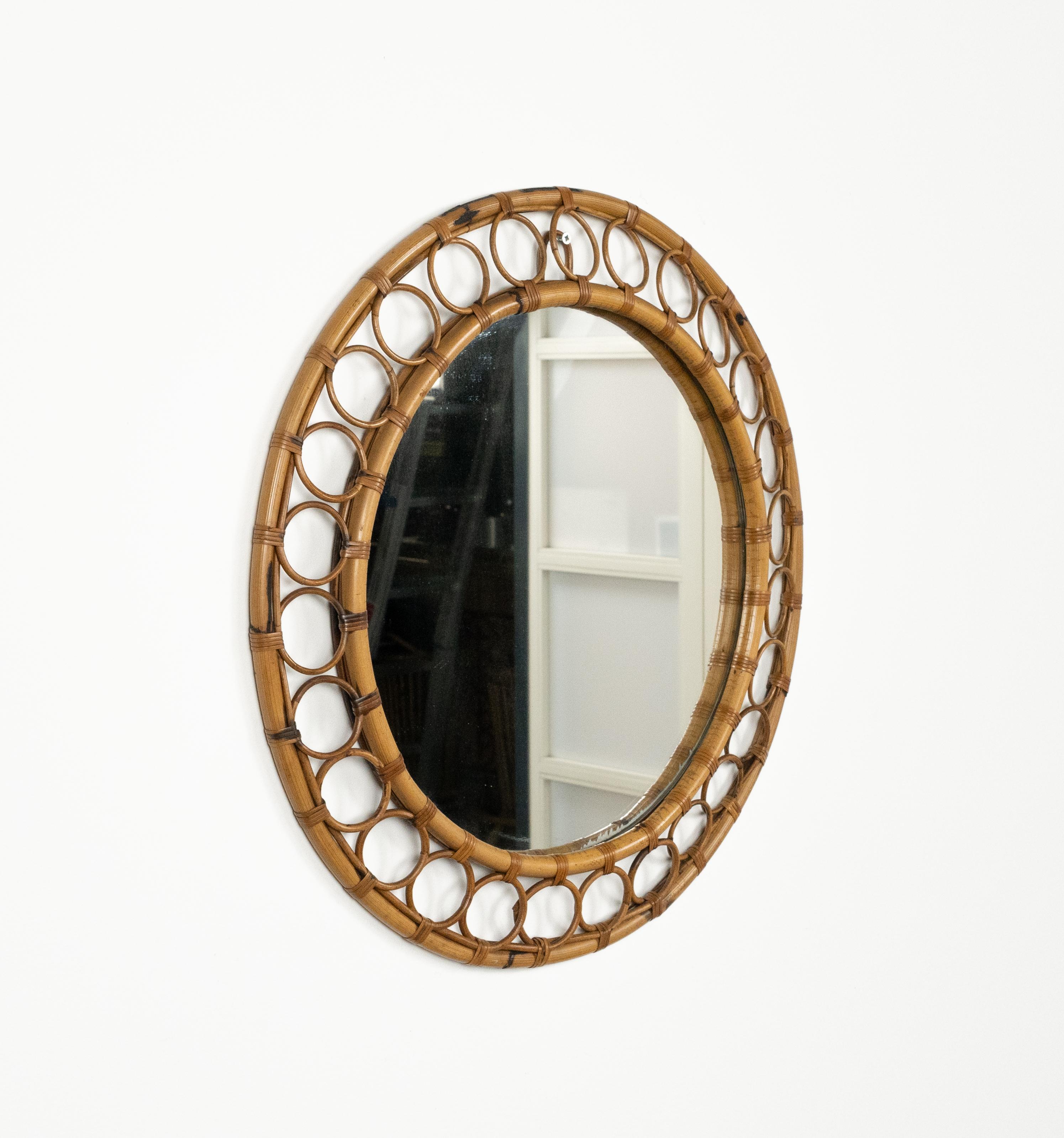 italien Miroir mural rond en rotin et bambou de style Franco Albini, Italie, années 1960 en vente