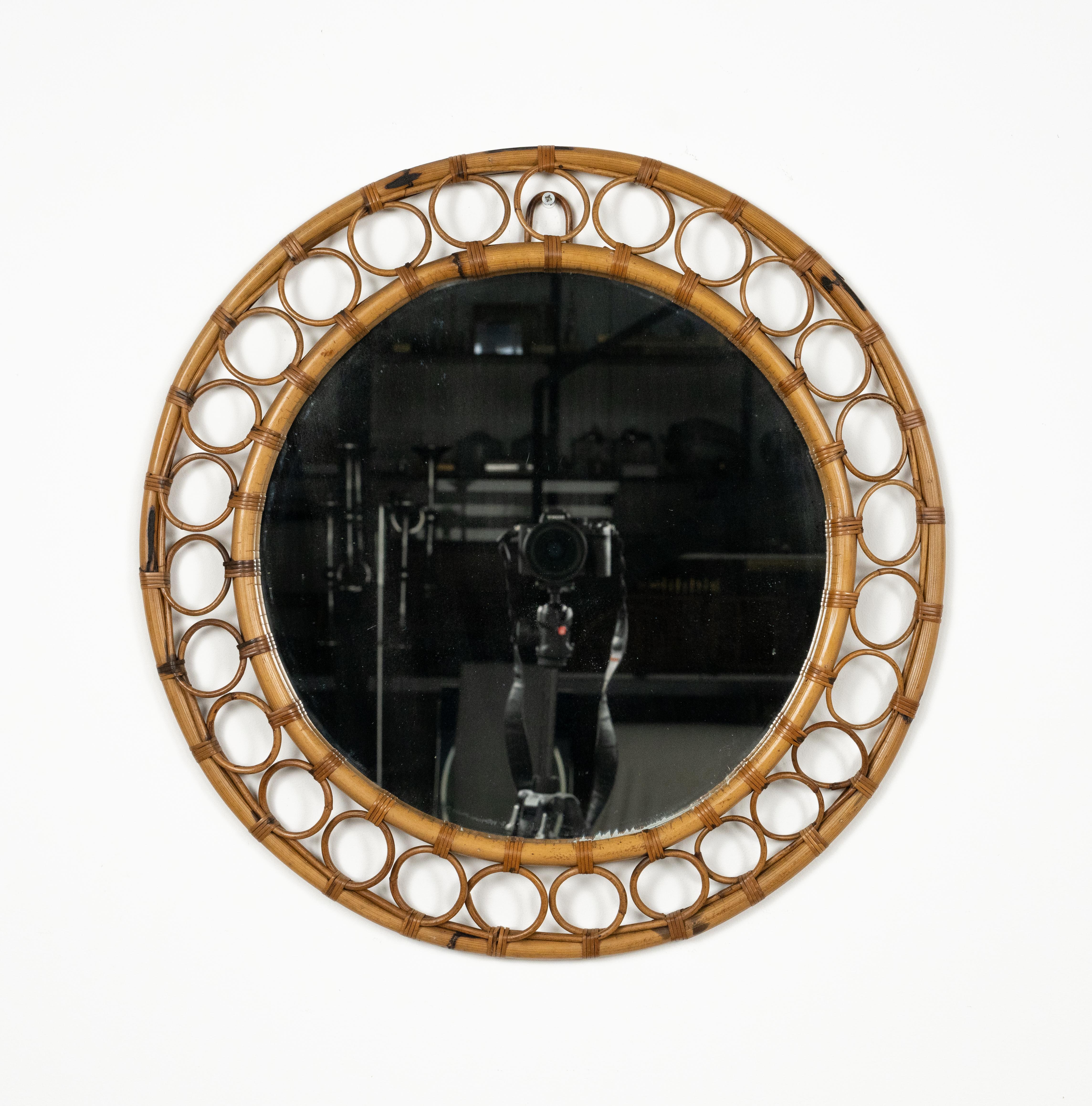 Miroir mural rond en rotin et bambou de style Franco Albini, Italie, années 1960 en vente 1