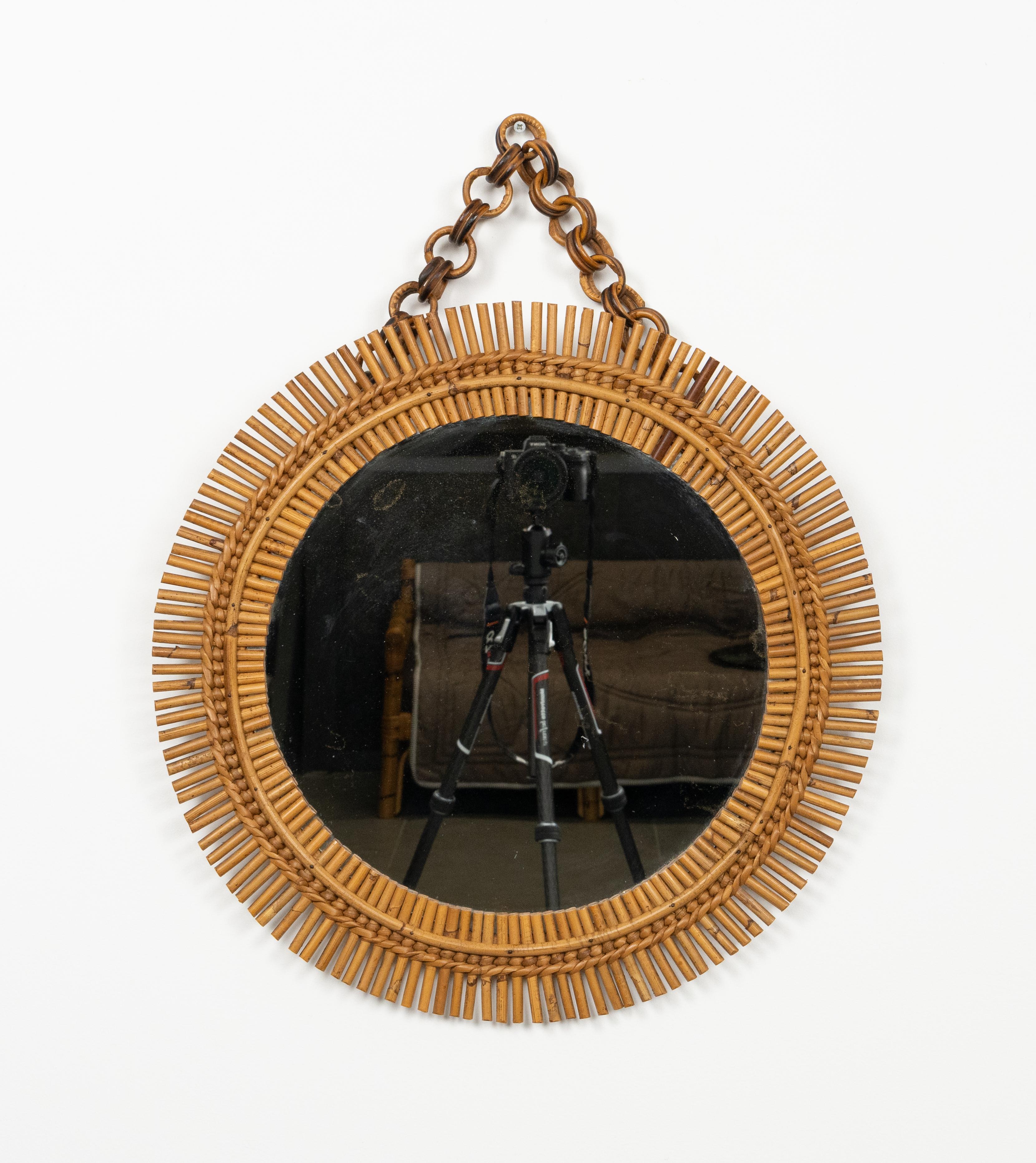 Midcentury Rattan and Bamboo Round Wall Mirror with Chain, Italy 1960s For Sale 5