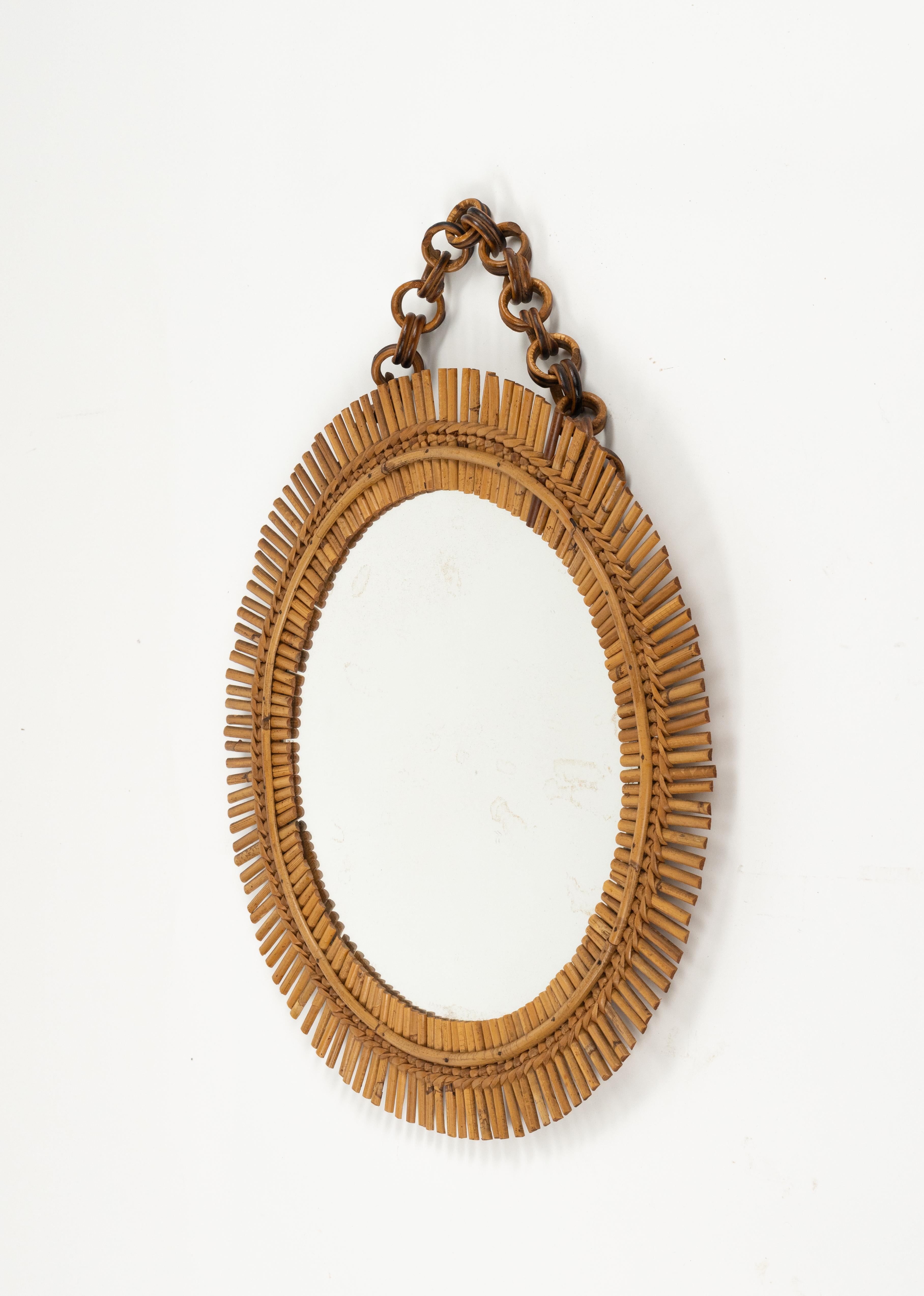 Midcentury Rattan and Bamboo Round Wall Mirror with Chain, Italy 1960s For Sale 1