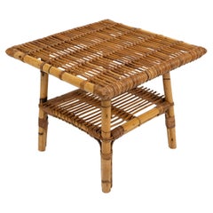Rattan und Bambus aus der Mitte des Jahrhunderts Quadratischer Couchtisch auf zwei Ebenen, Italien 1960er