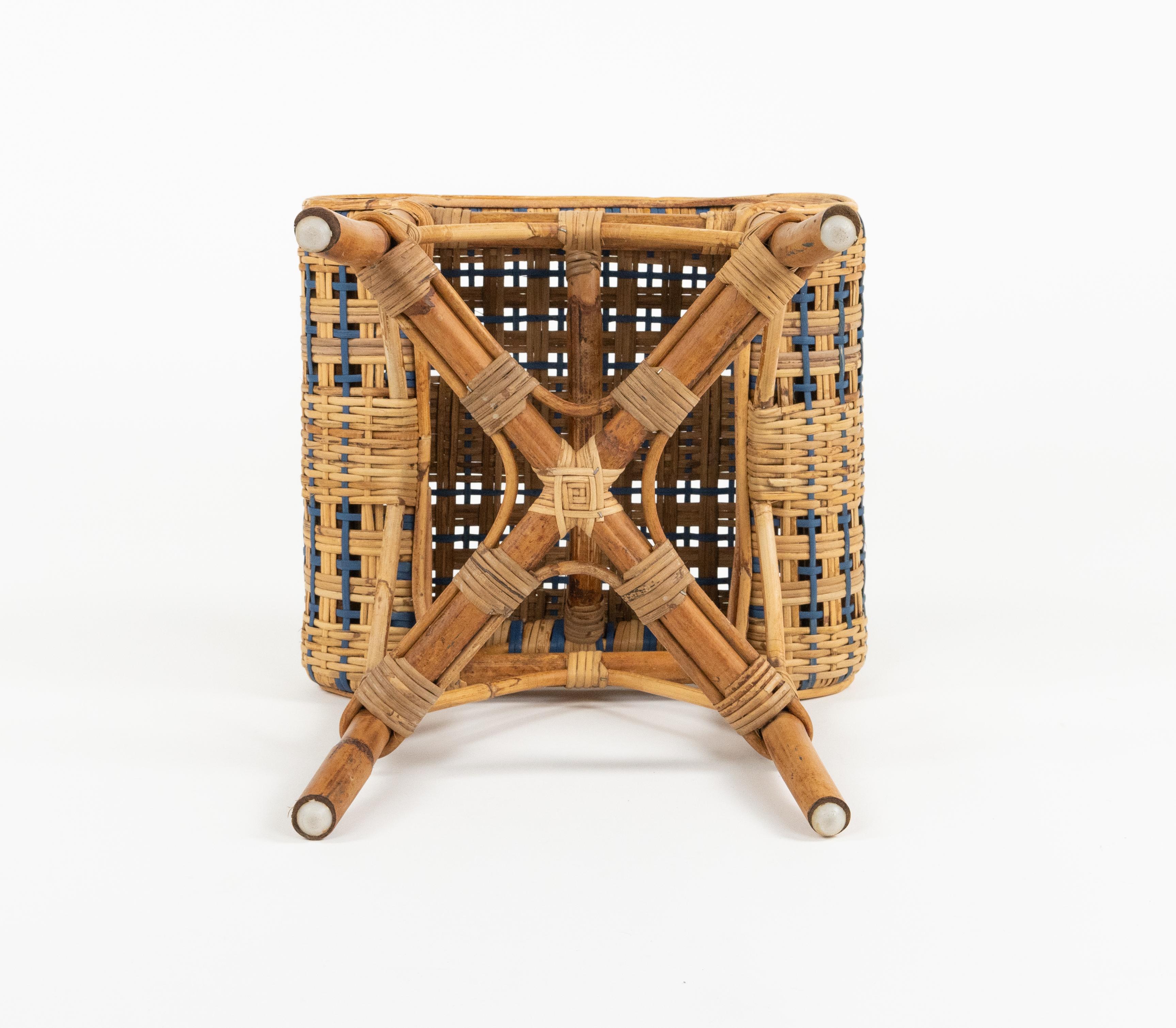 Table d'appoint ou pouf en rotin et bambou du milieu du siècle dernier, Italie, années 1960 en vente 8