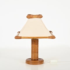 Lámpara de mesa de ratán y bambú de mediados de siglo según Louis Sognot, Francia Años 60