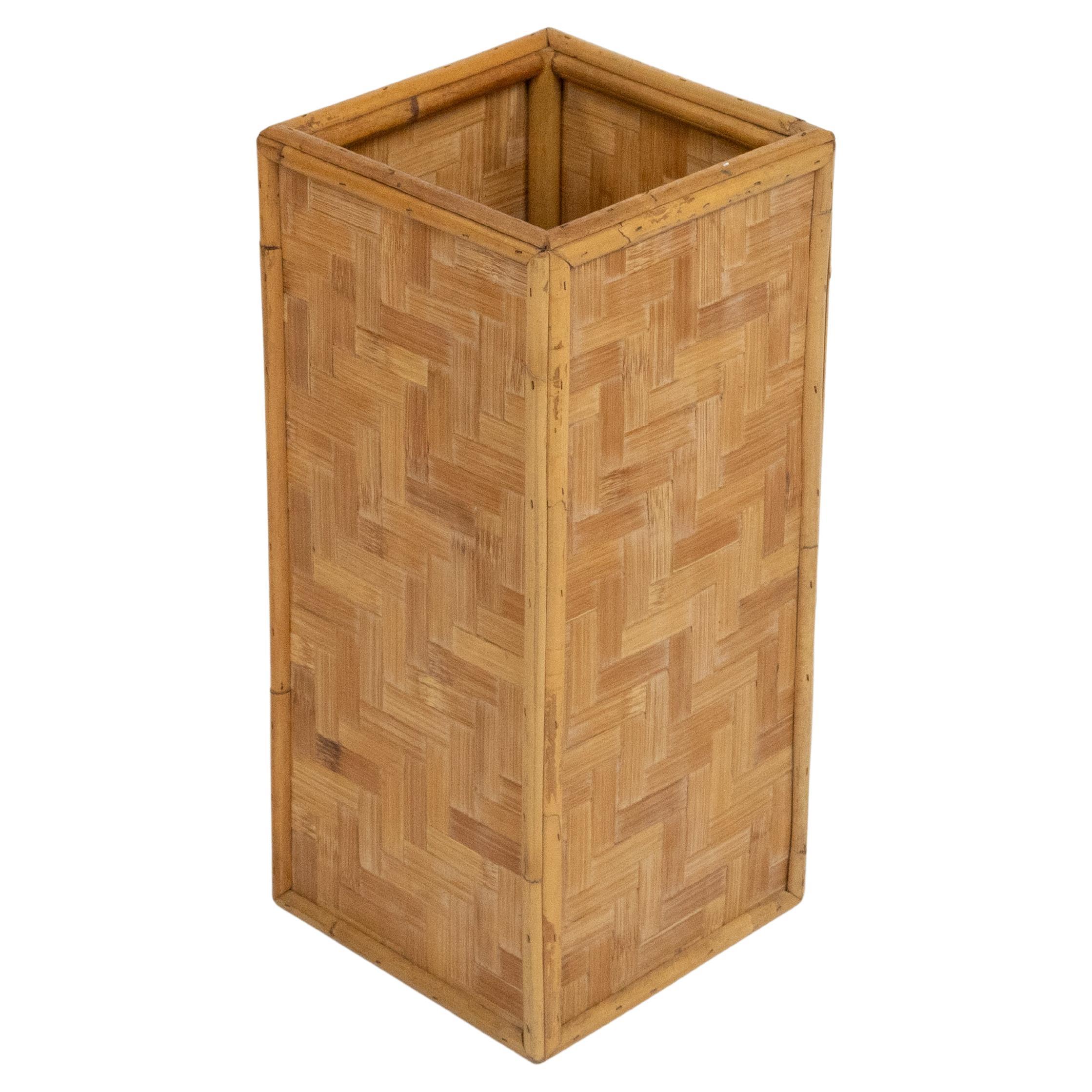 Porte-parapluies en rotin et bambou du milieu du siècle, Italie, années 1970 en vente