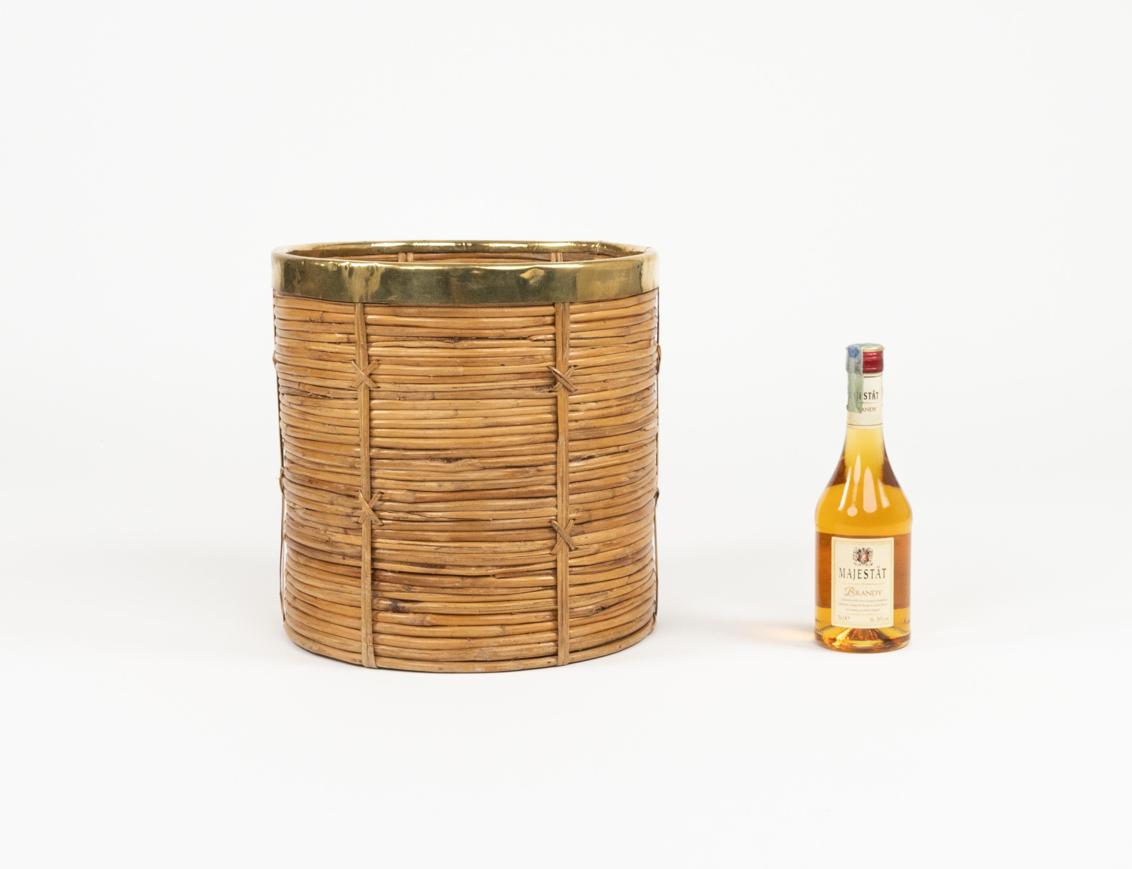 Metal Midcentury Rattan and Brass Basket or Planter Vivai Del Sud Style, Italy 1970s