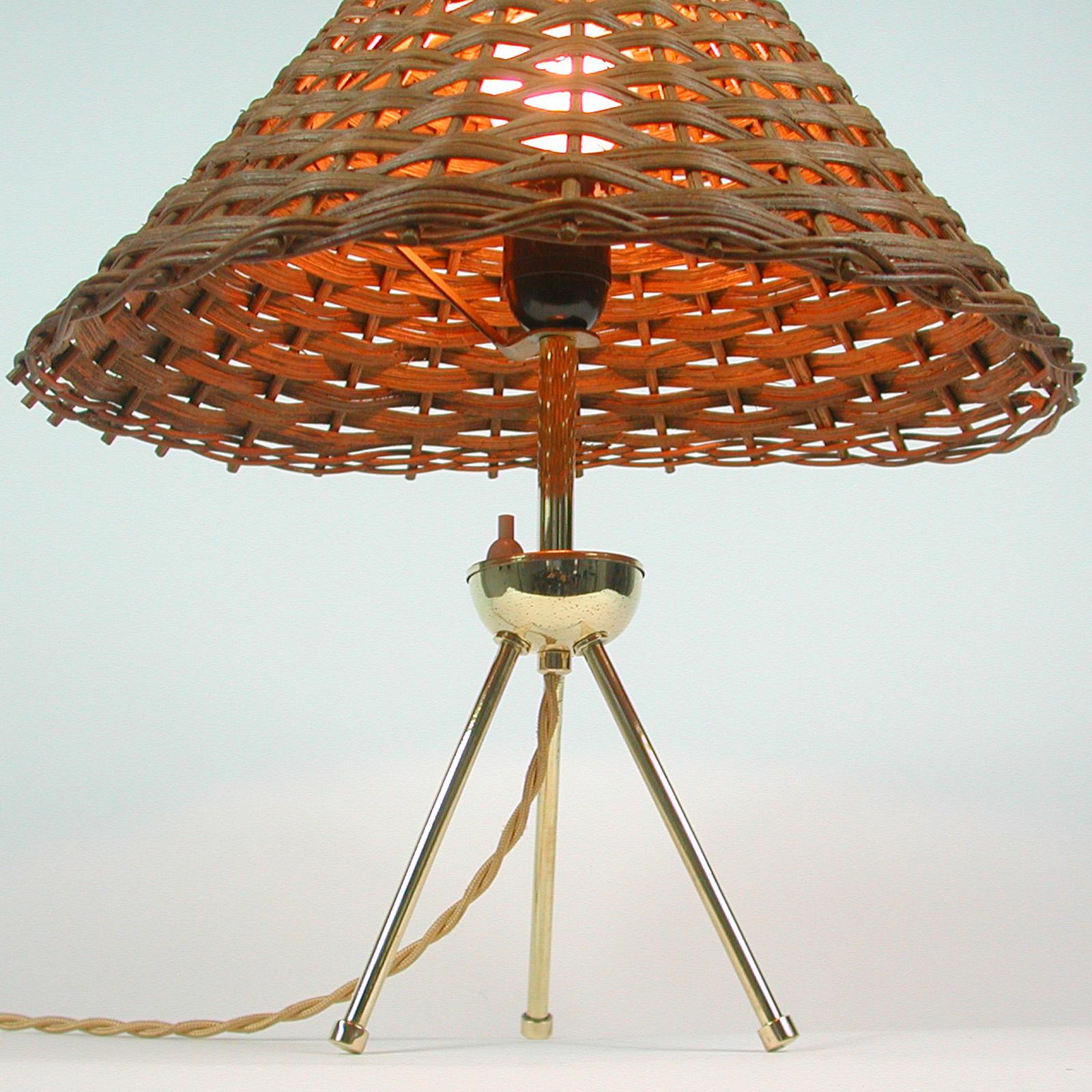 Midcentury Rattan and Brass Table Lamp, Germany 1950s 6