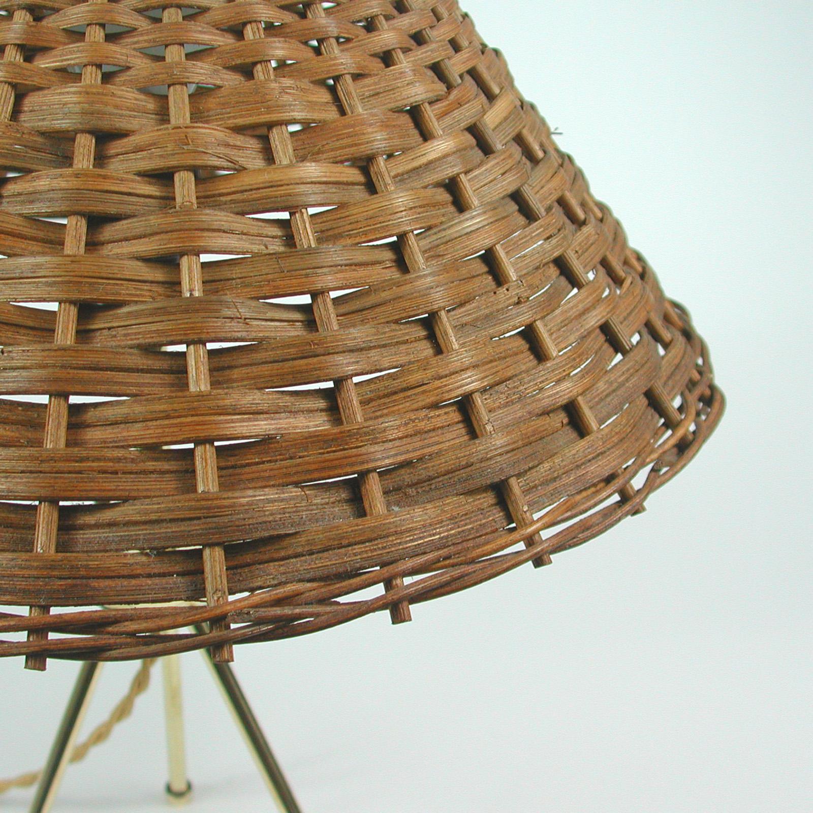 Midcentury Rattan and Brass Table Lamp, Germany 1950s 8