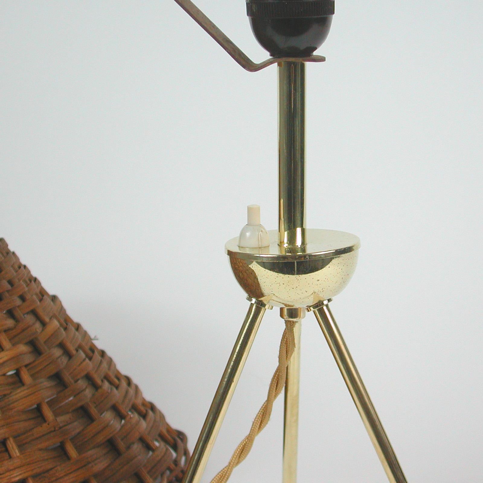 Midcentury Rattan and Brass Table Lamp, Germany 1950s 10