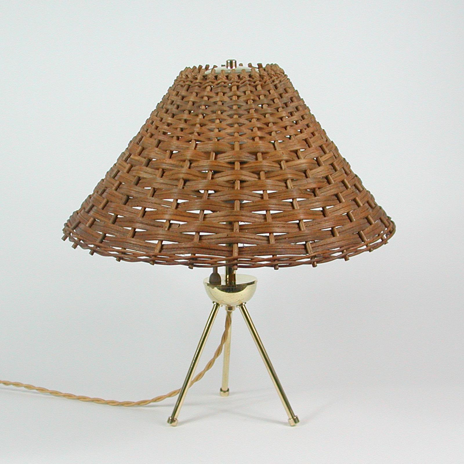 Midcentury Rattan and Brass Table Lamp, Germany 1950s In Good Condition In NUEMBRECHT, NRW