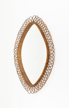Ovaler Wandspiegel aus Rattan und Korbgeflecht, Italien 1960er Jahre