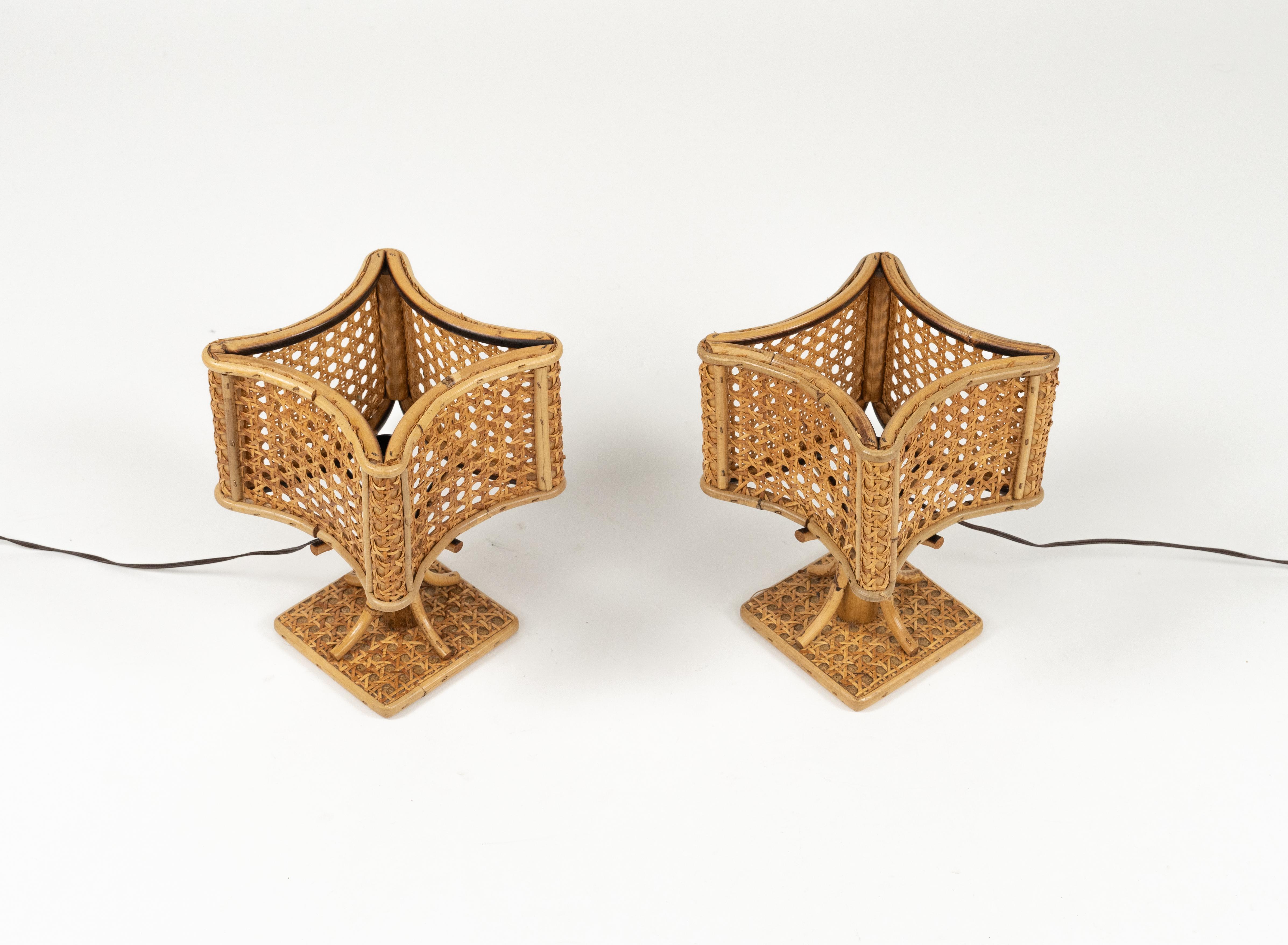 Mid-Century Modern Midcentury Rattan and Wicker Pair of Table Lamps Louis Sognot Style, Italy 1960s For Sale